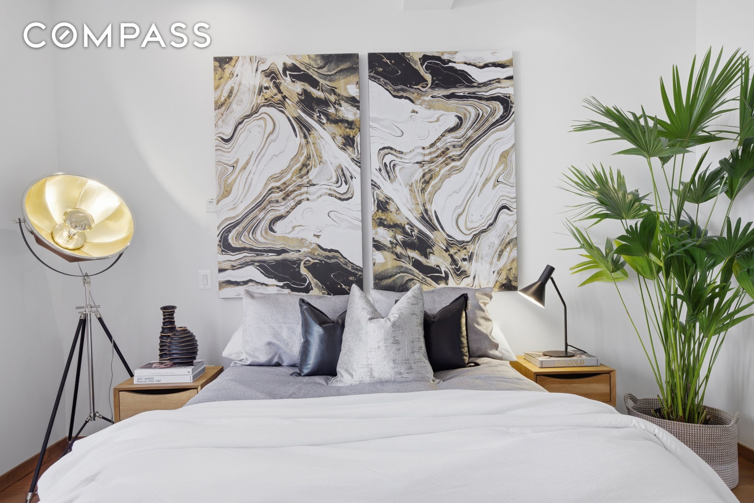 #13 photo, 135 W 4th Street, Greenwich Village , NY 10012