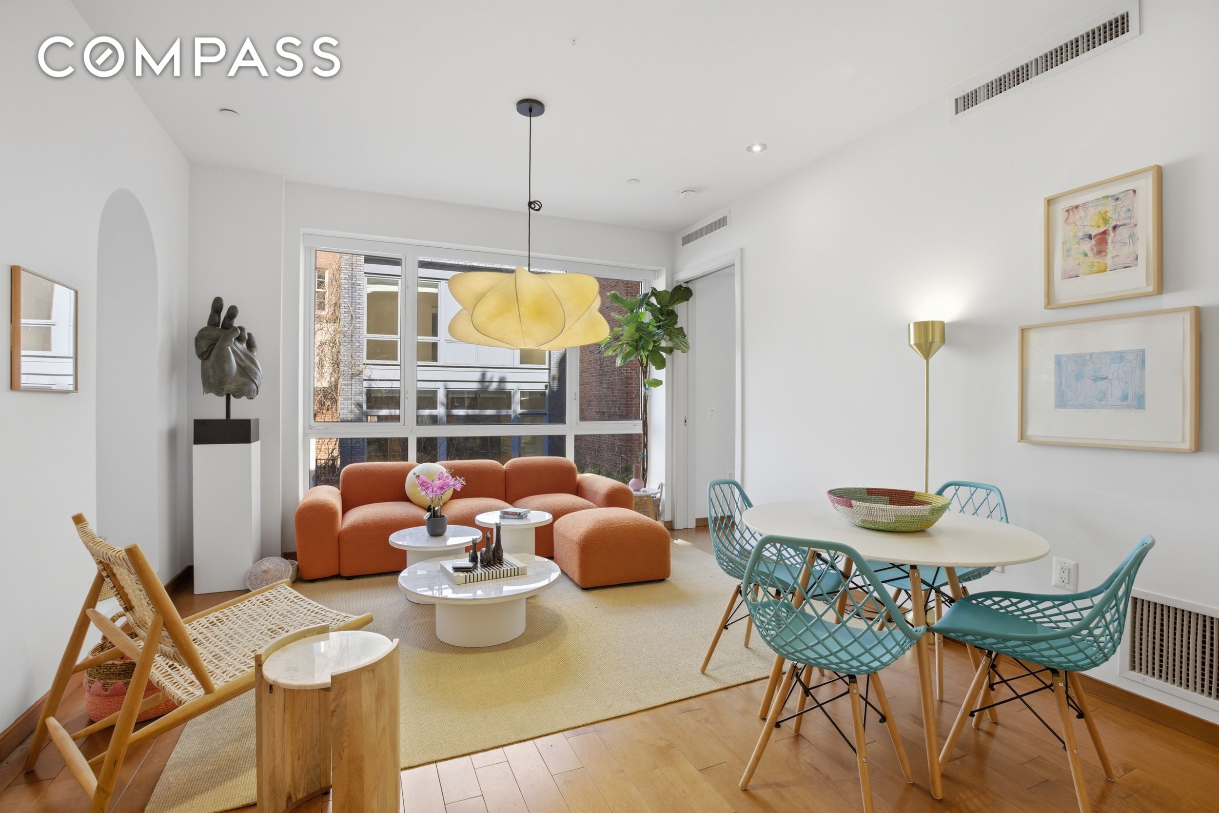 #7 photo, 135 W 4th Street, Greenwich Village , NY 10012