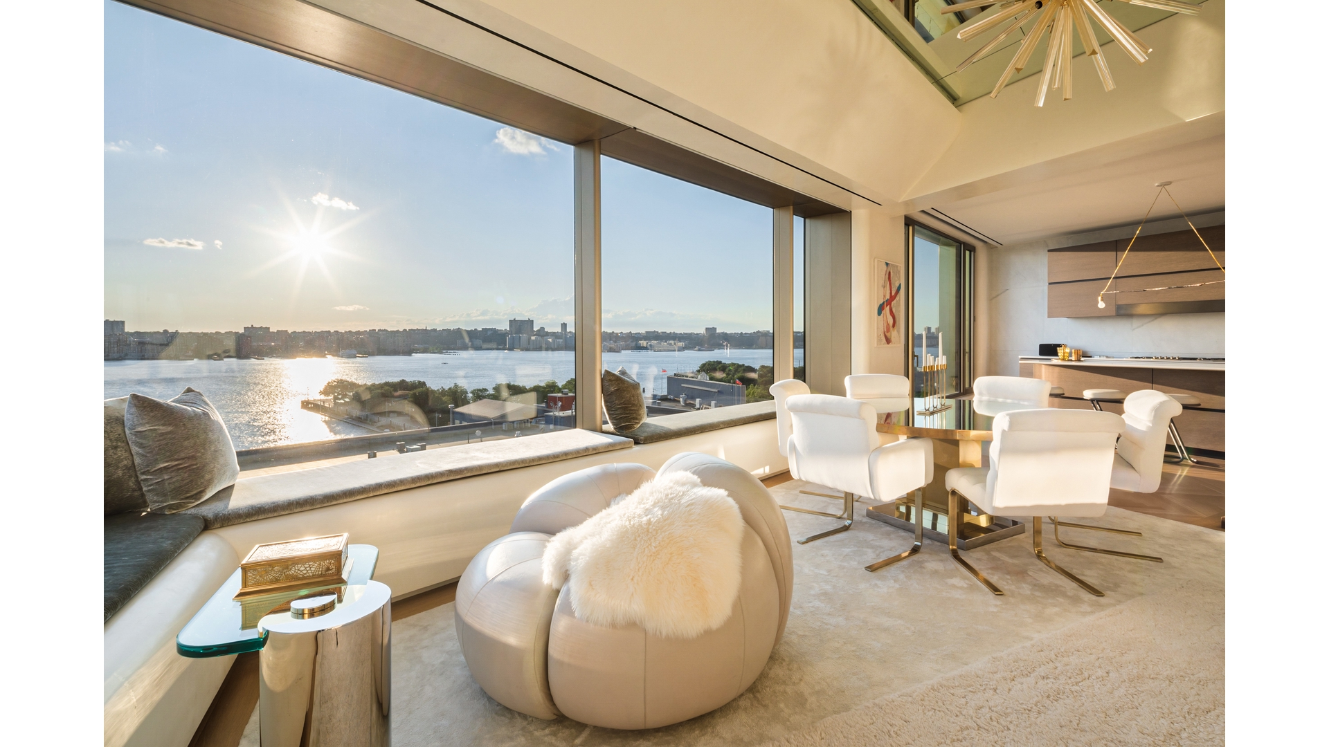 #5 photo, 551 W 21ST Street, Chelsea , NY 10011