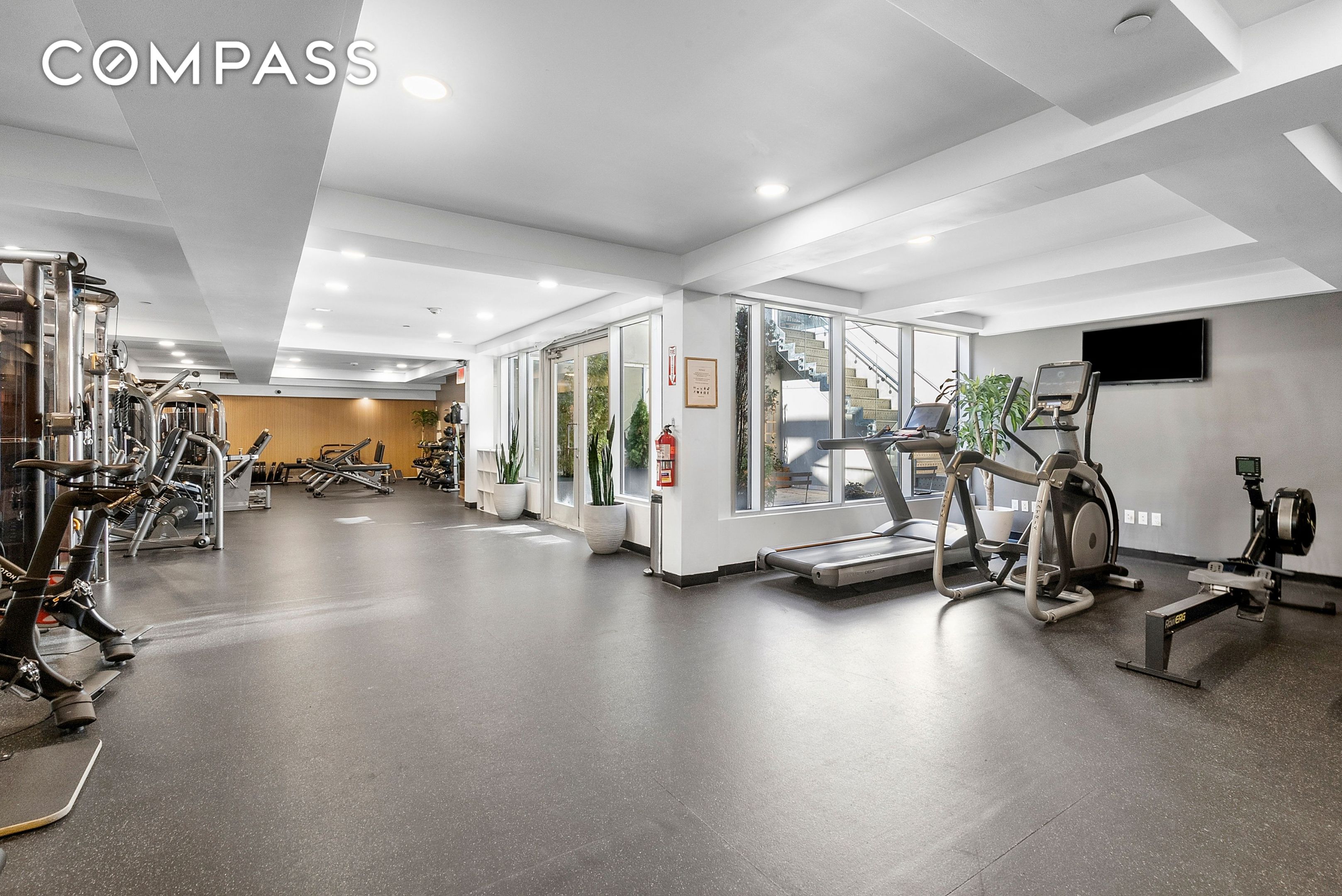 #16 photo, Brooklyn, Williamsburg , NY 11249