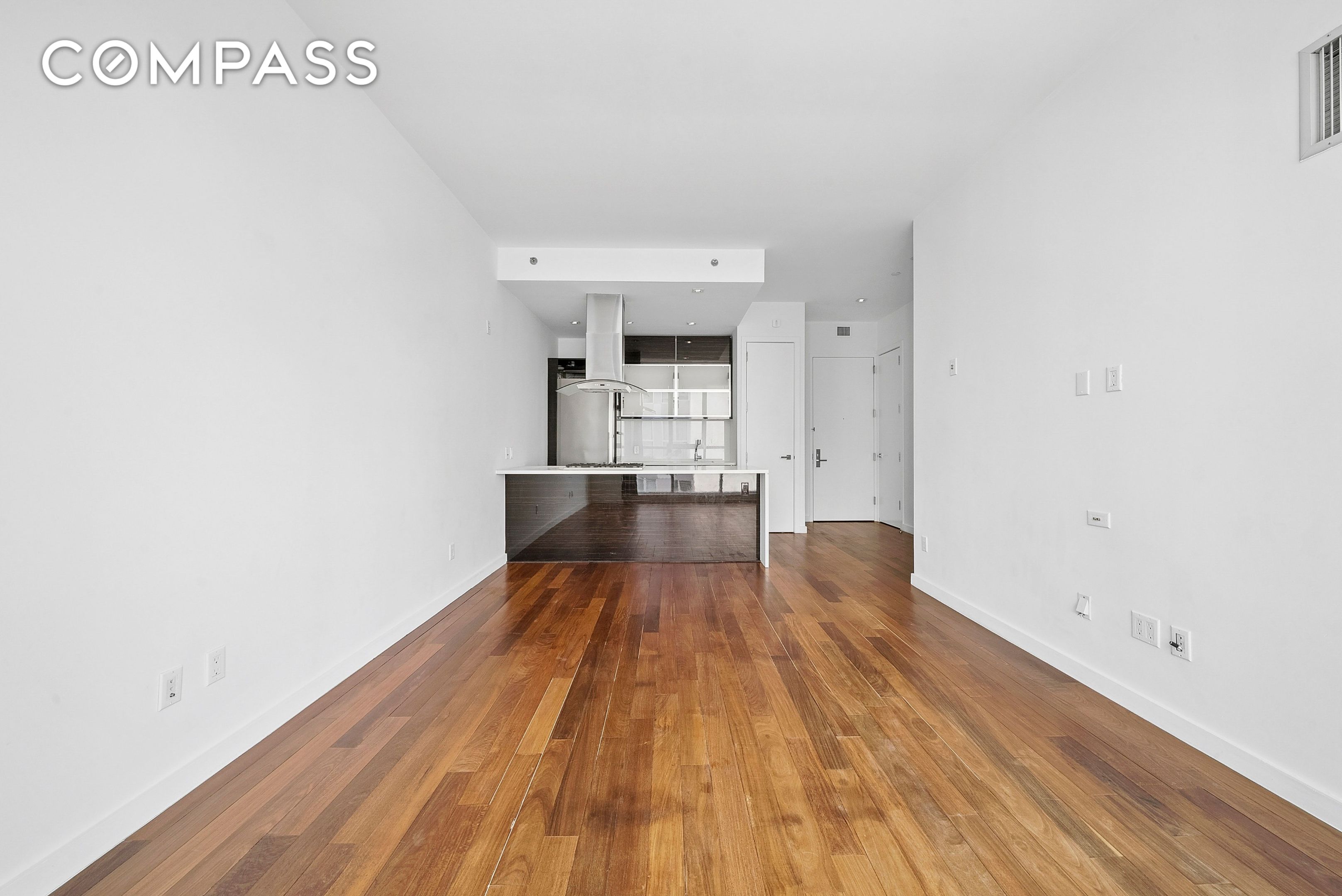 #7 photo, Brooklyn, Williamsburg , NY 11249