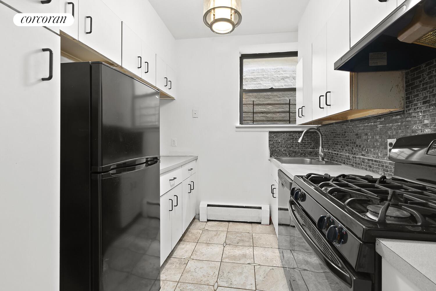 #4 photo, 66 ST NICHOLAS Avenue, South Harlem , NY 10026