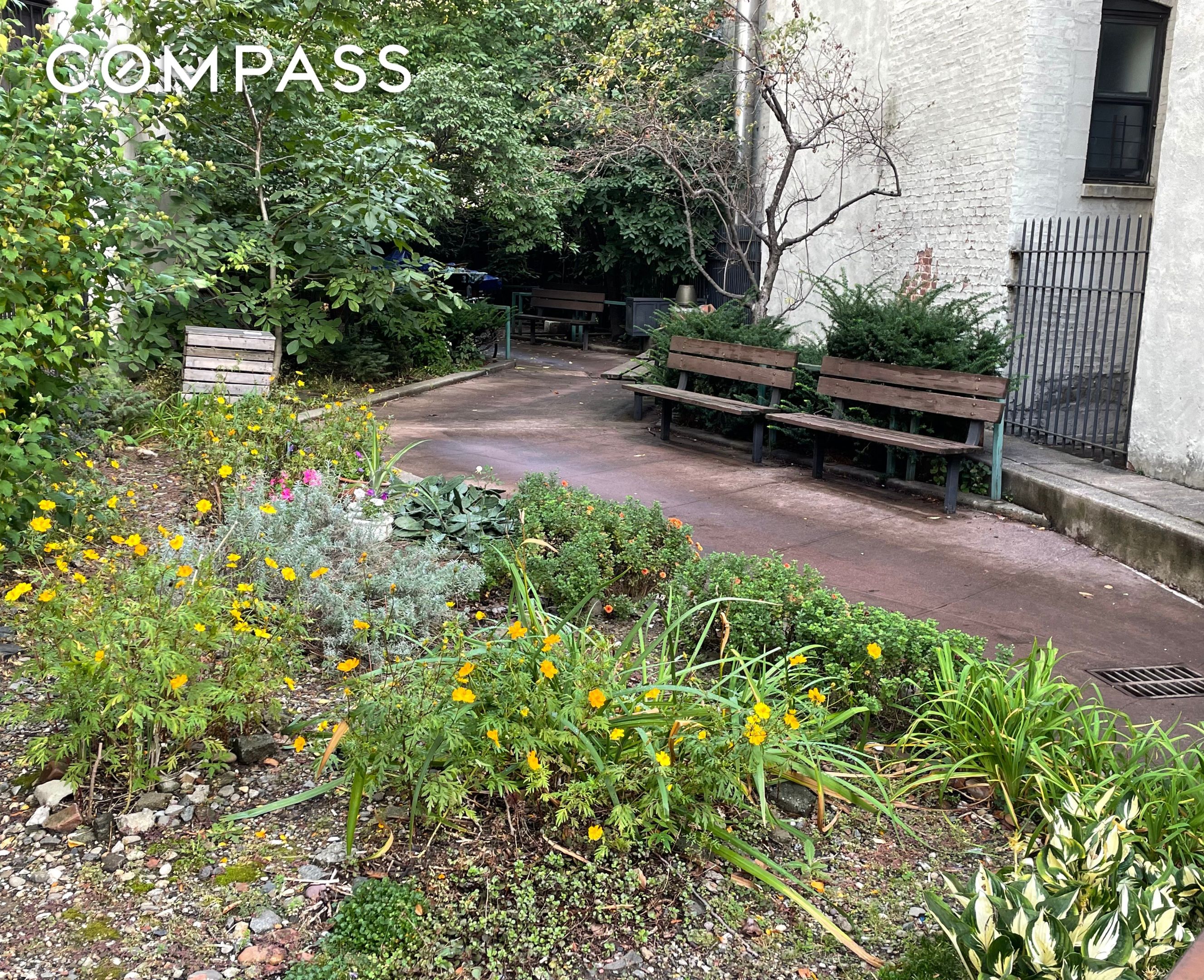 #16 photo, 12 E 132nd Street, Central Harlem , NY 10037