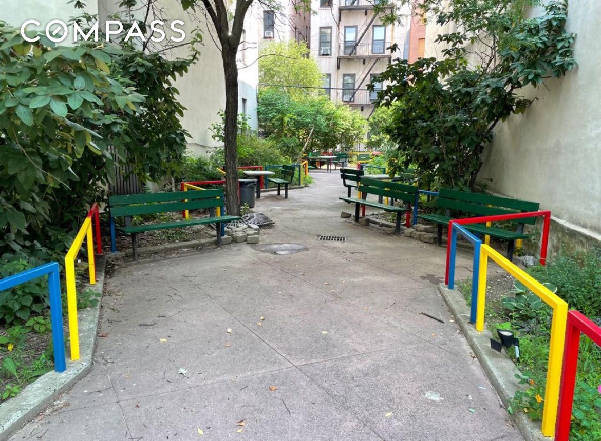 #17 photo, 12 E 132nd Street, Central Harlem , NY 10037