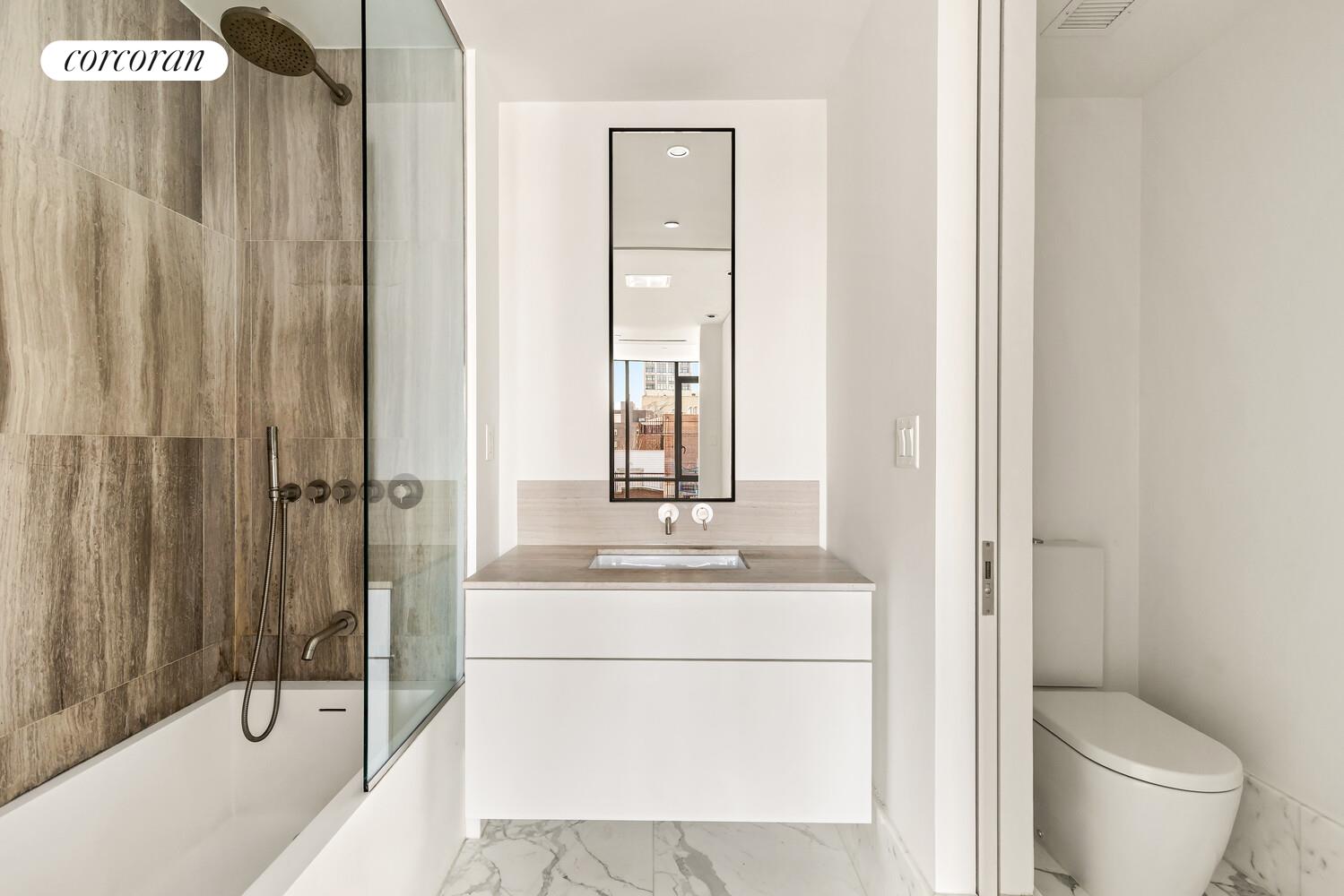 #6 photo, 429 KENT Avenue, Бруклин ‖ Williamsburg , NY 11249