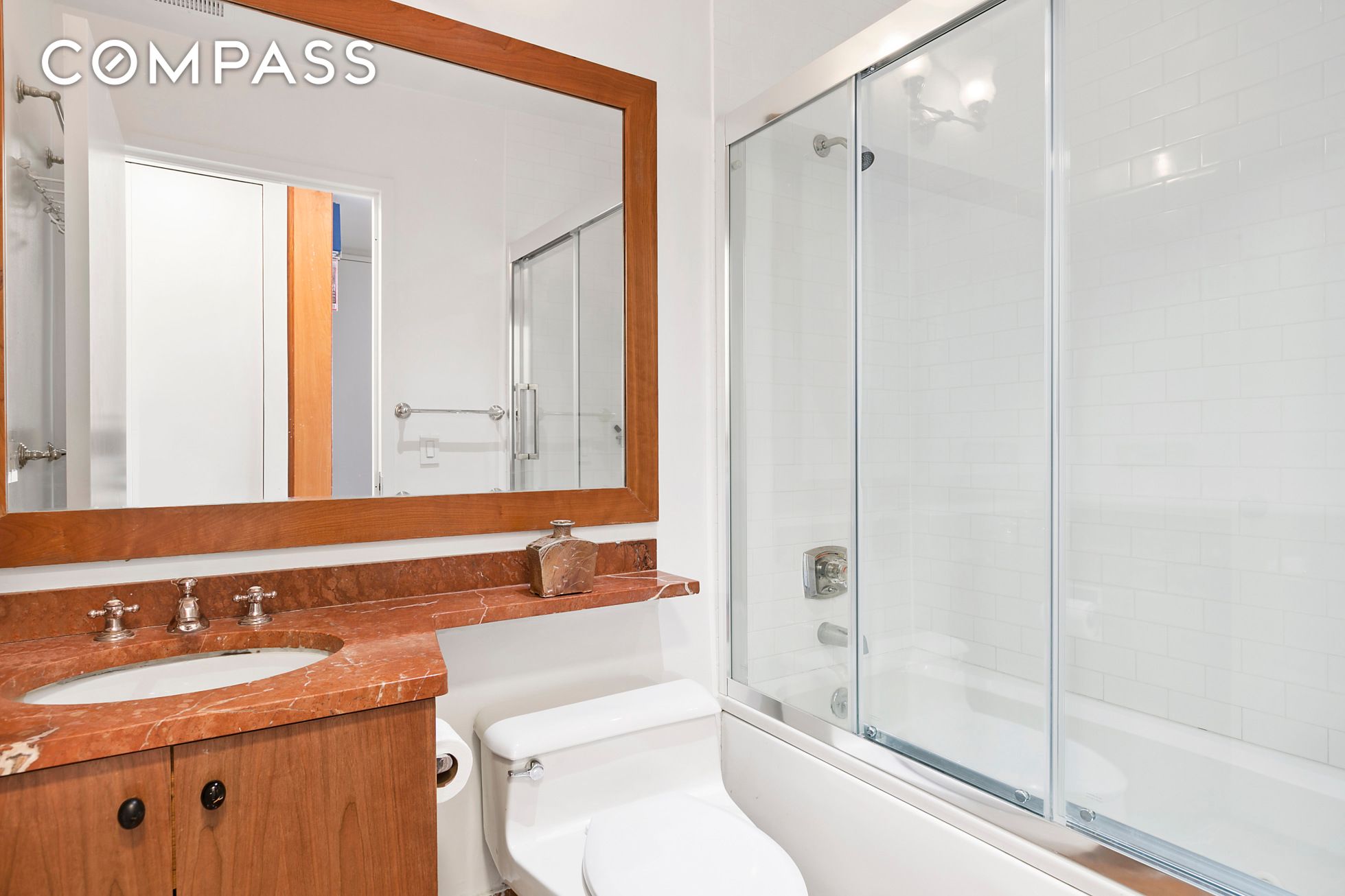 #11 photo, 130 W 79th Street, Upper West Side , NY 10024