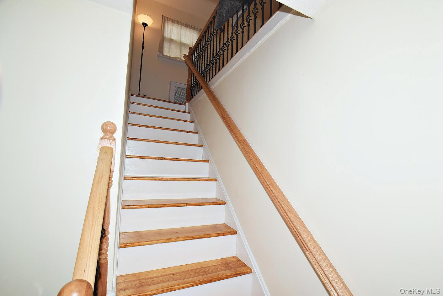 #12 photo, 8017 188th Street, Jamaica Estates , NY 11423