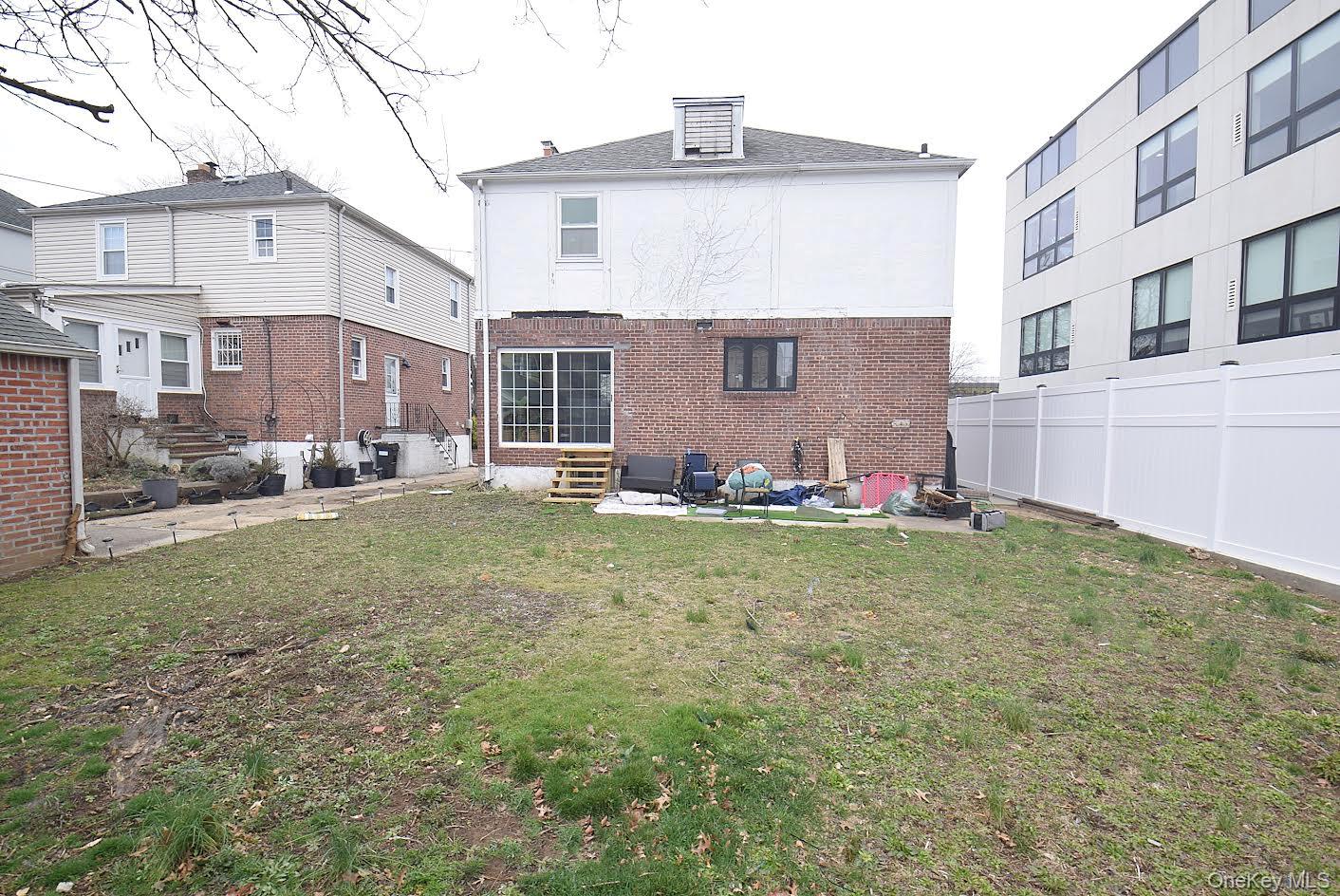 #7 photo, 8017 188th Street, Jamaica Estates , NY 11423