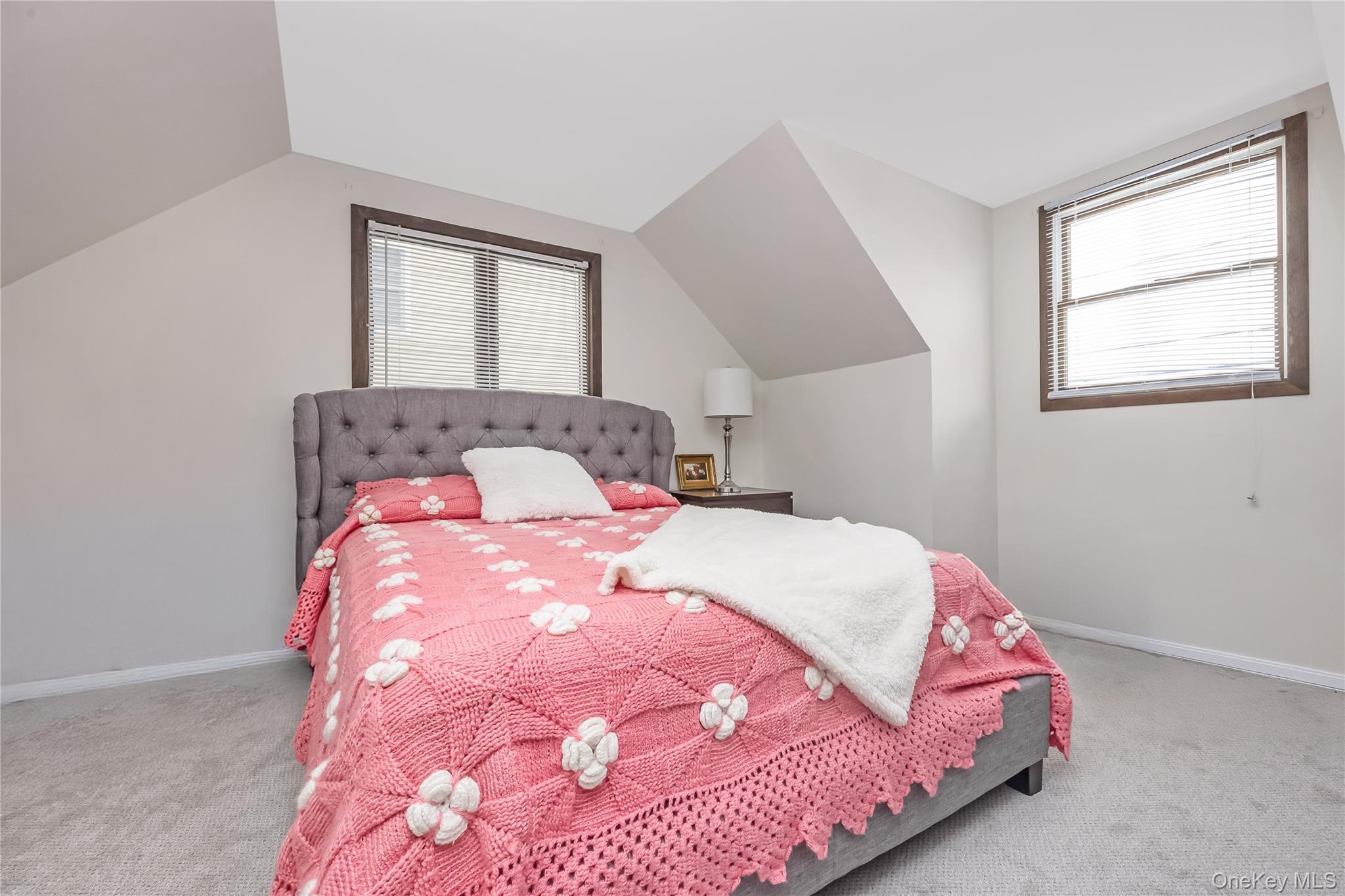 #14 photo, 2477 Freeport Street, 롱 아일랜드 Wantagh , NY 11793