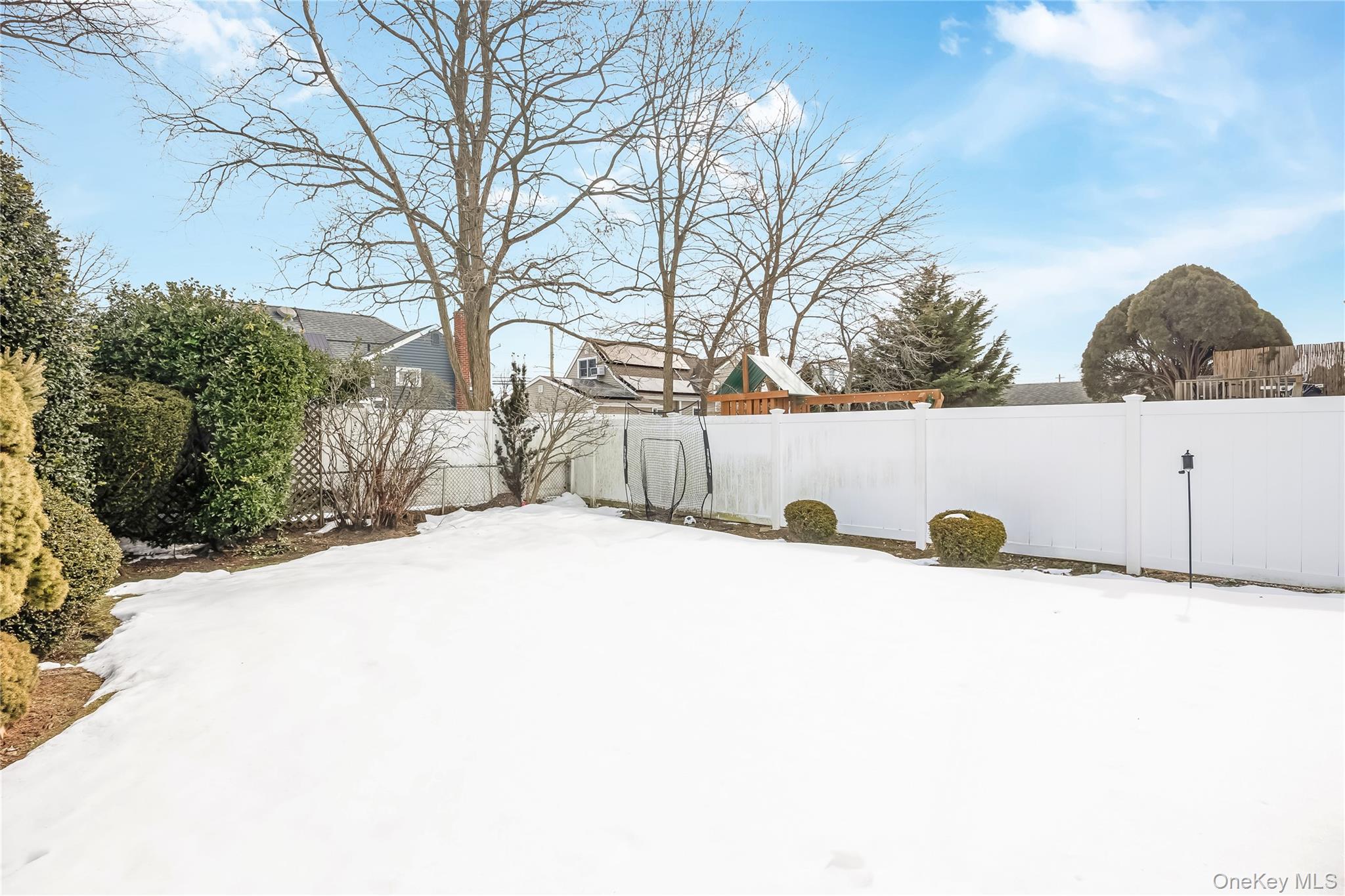 #18 photo, 2477 Freeport Street, 롱 아일랜드 Wantagh , NY 11793