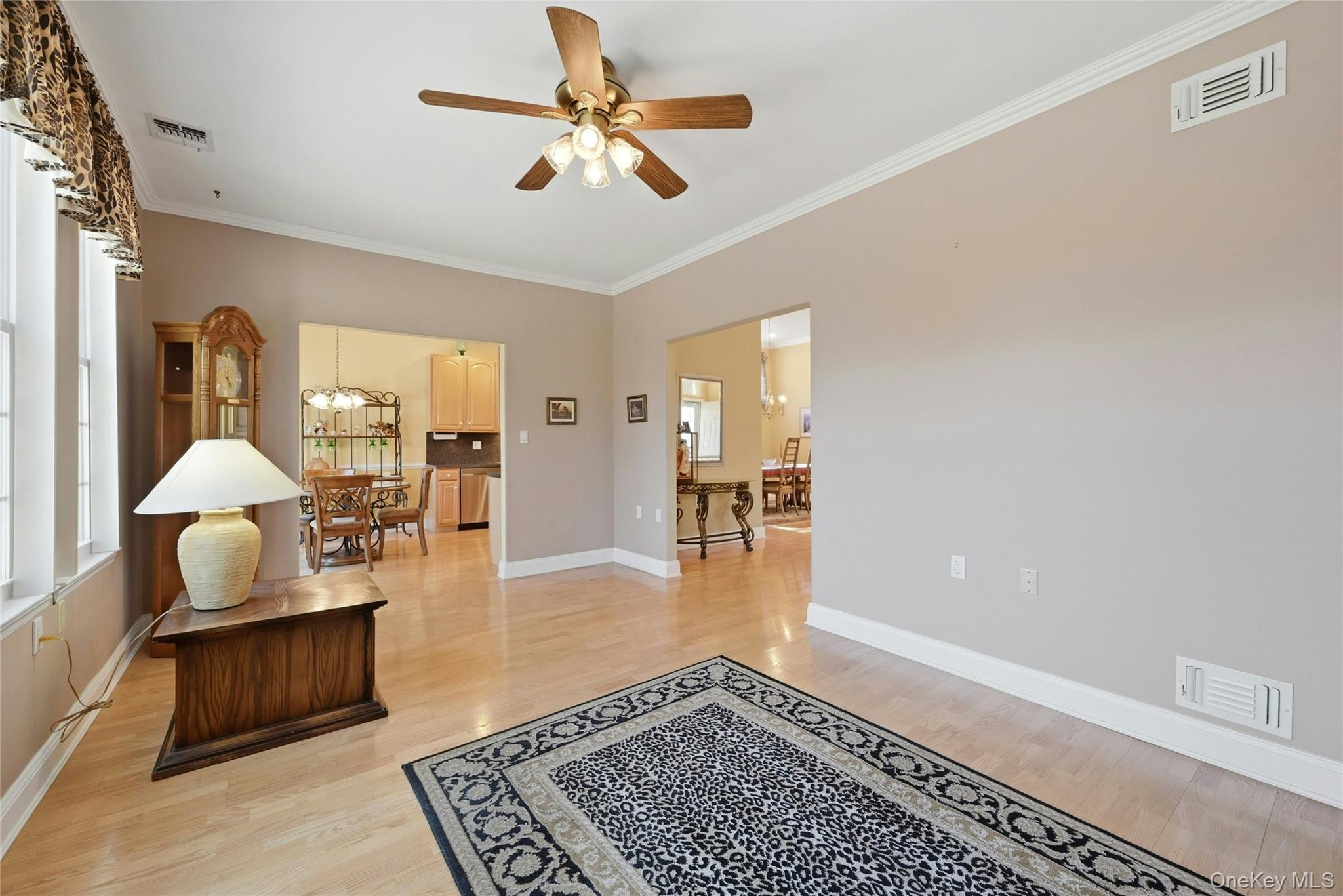 #15 photo, 415 Leisure Drive, সাফোক কাউন্টি Ridge , NY 11961