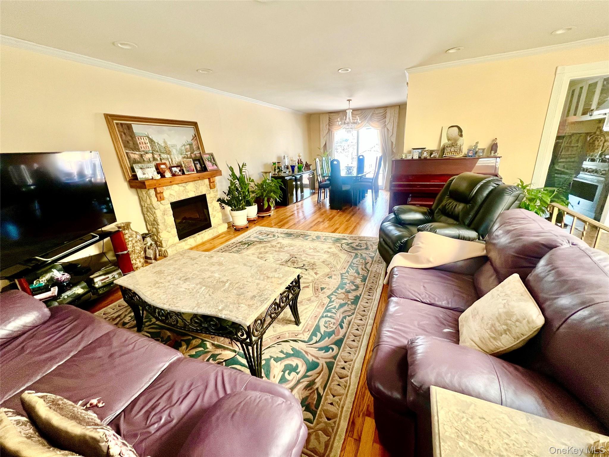 #3 photo, 1026 Dartmouth Lane, Нассау ‖ Woodmere , NY 11598