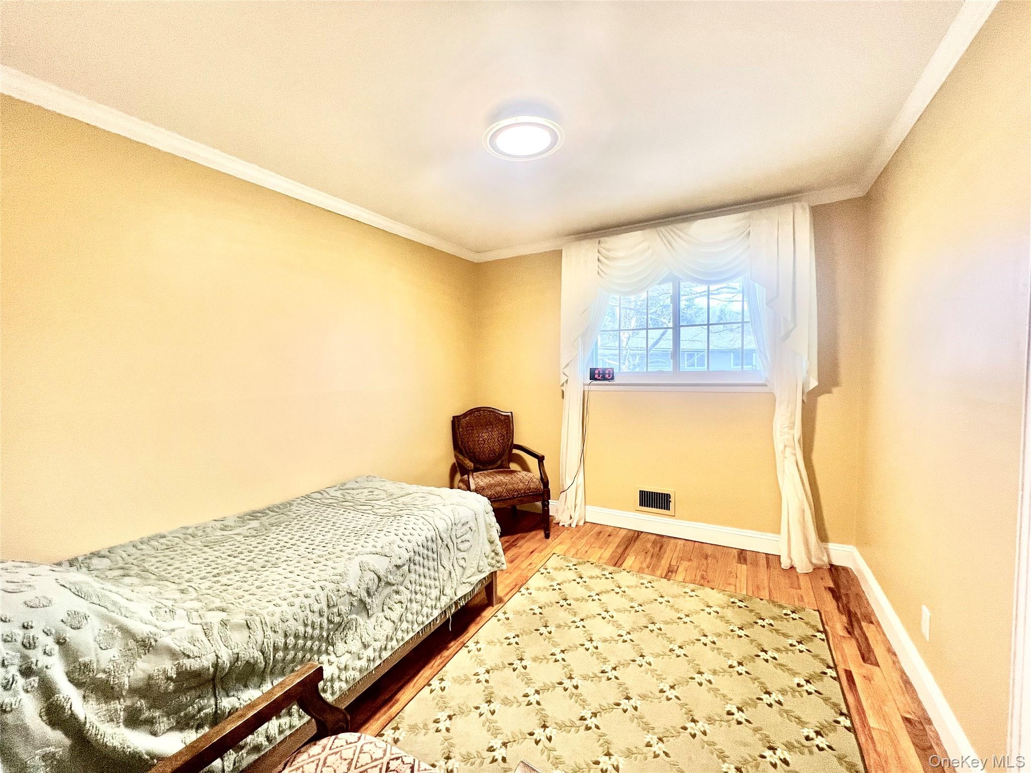 #8 photo, 1026 Dartmouth Lane, Нассау ‖ Woodmere , NY 11598