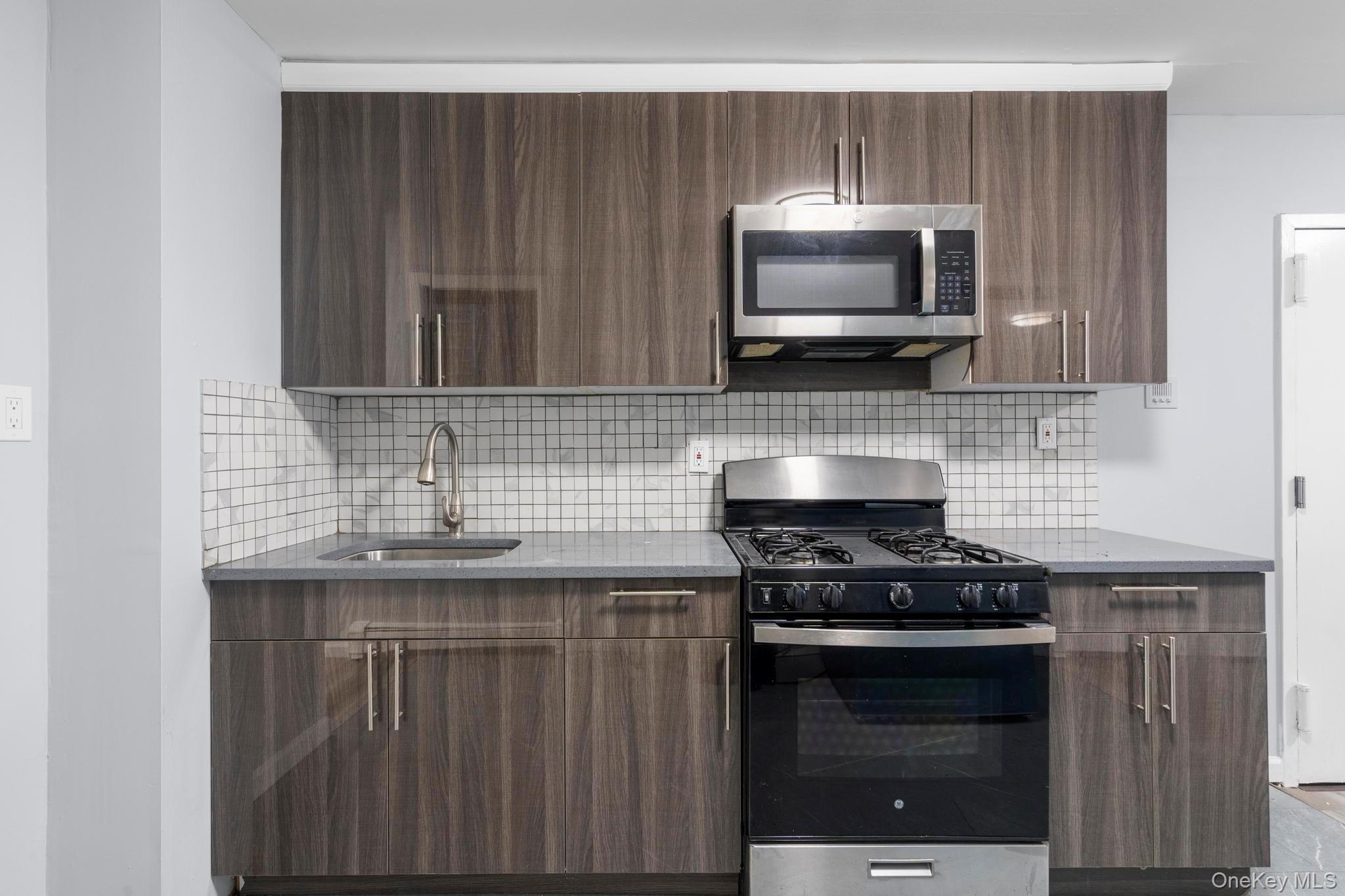 #12 photo, 58 Chestnut Street, Yonkers , NY 10701