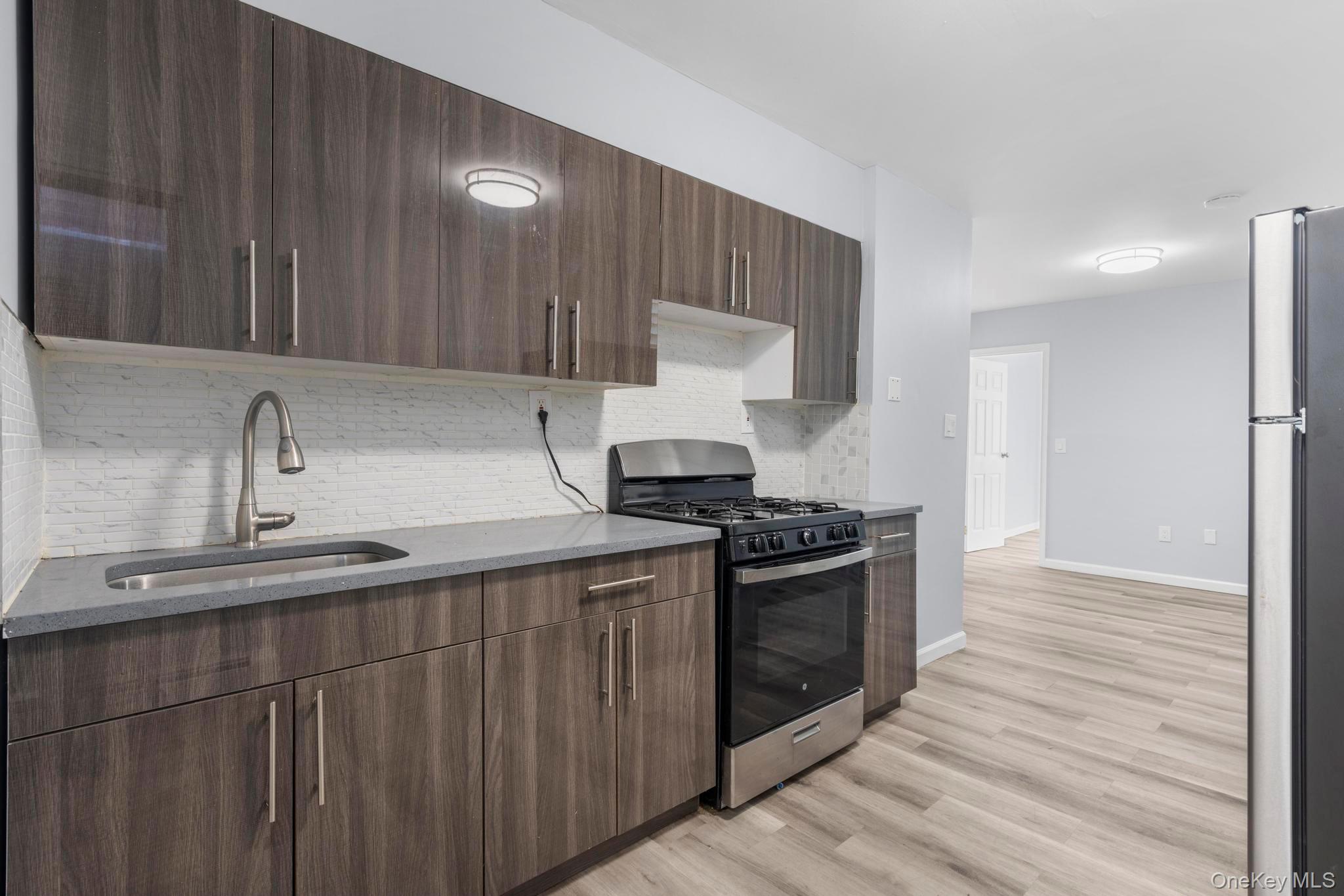 #6 photo, 58 Chestnut Street, Yonkers , NY 10701