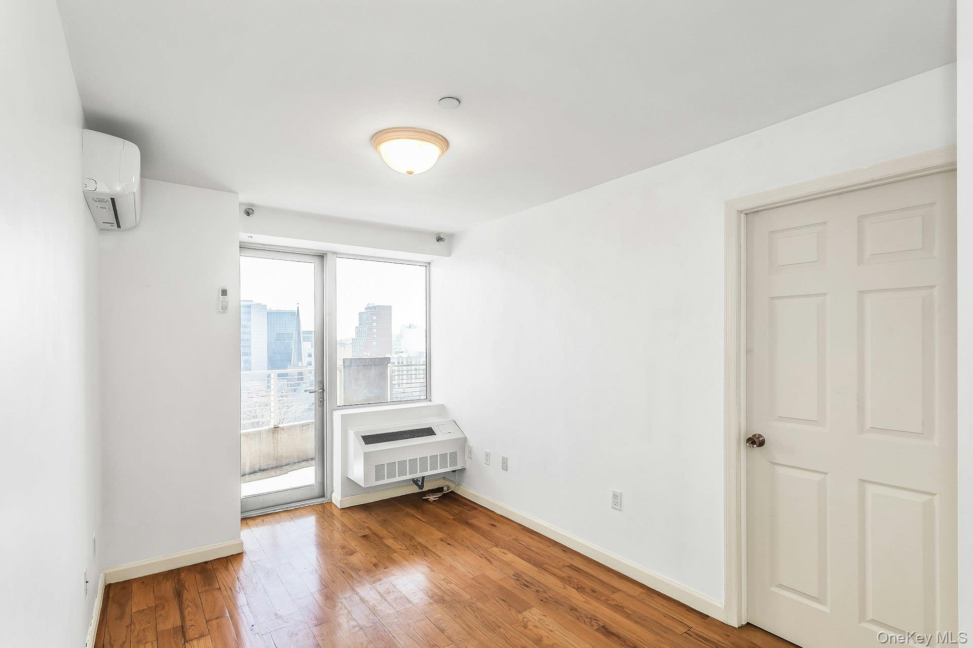 #7 photo, 37-20 Prince Street, Flushing , NY 11354