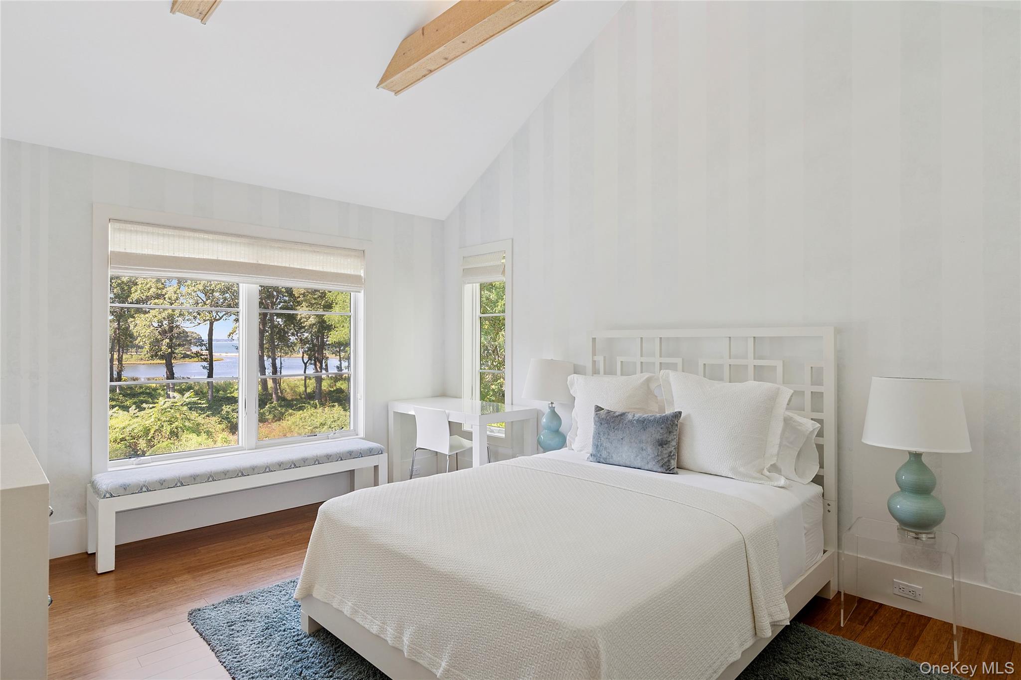 #19 photo, 27 Ezekills Hollow, Sag Harbor , NY 11963