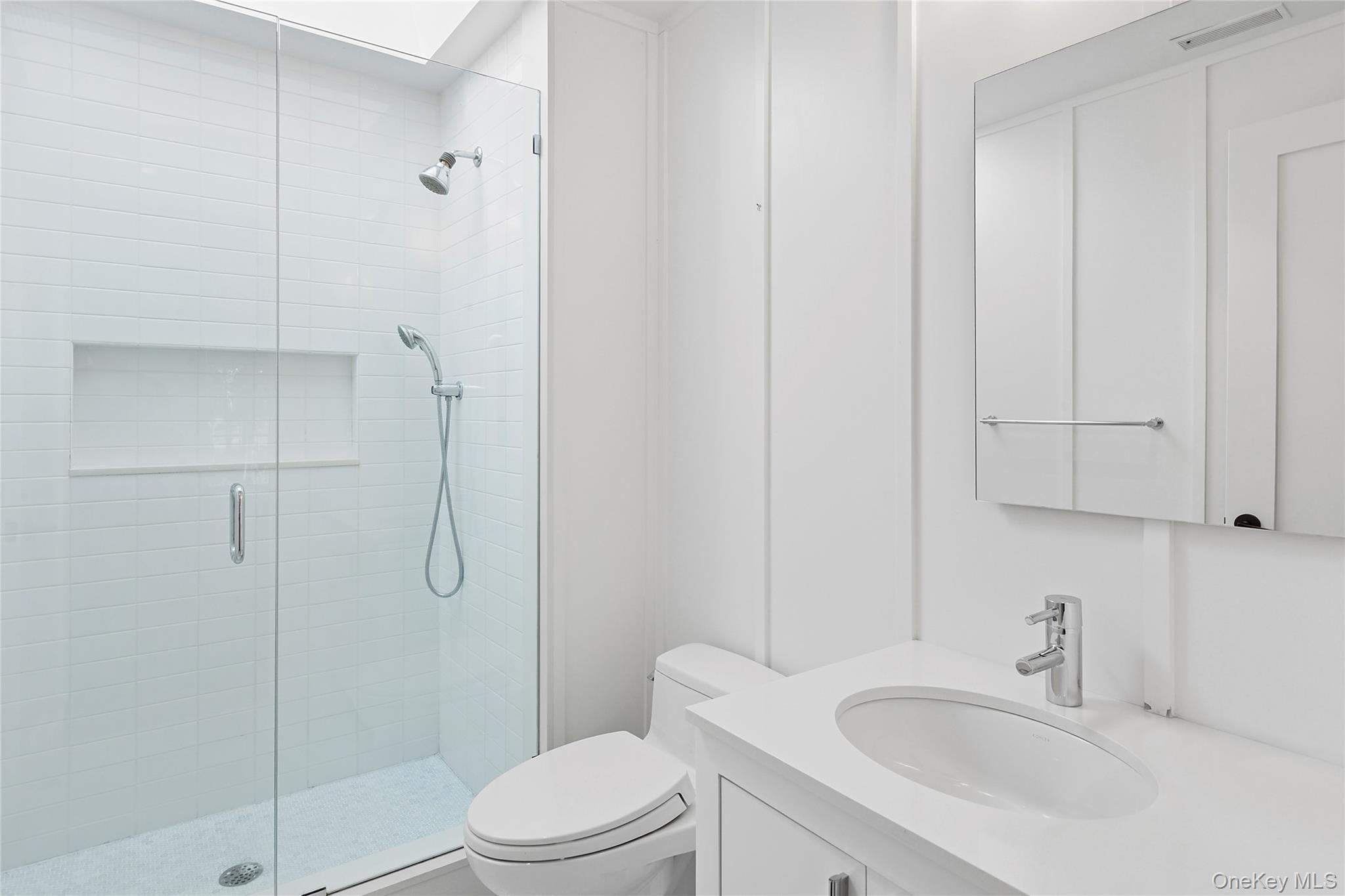 #20 photo, 27 Ezekills Hollow, Sag Harbor , NY 11963