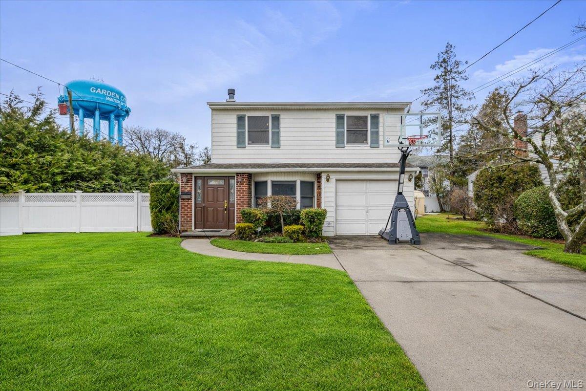 #1 photo, 17 Whitehall Lane, New Hyde Park , NY 11040