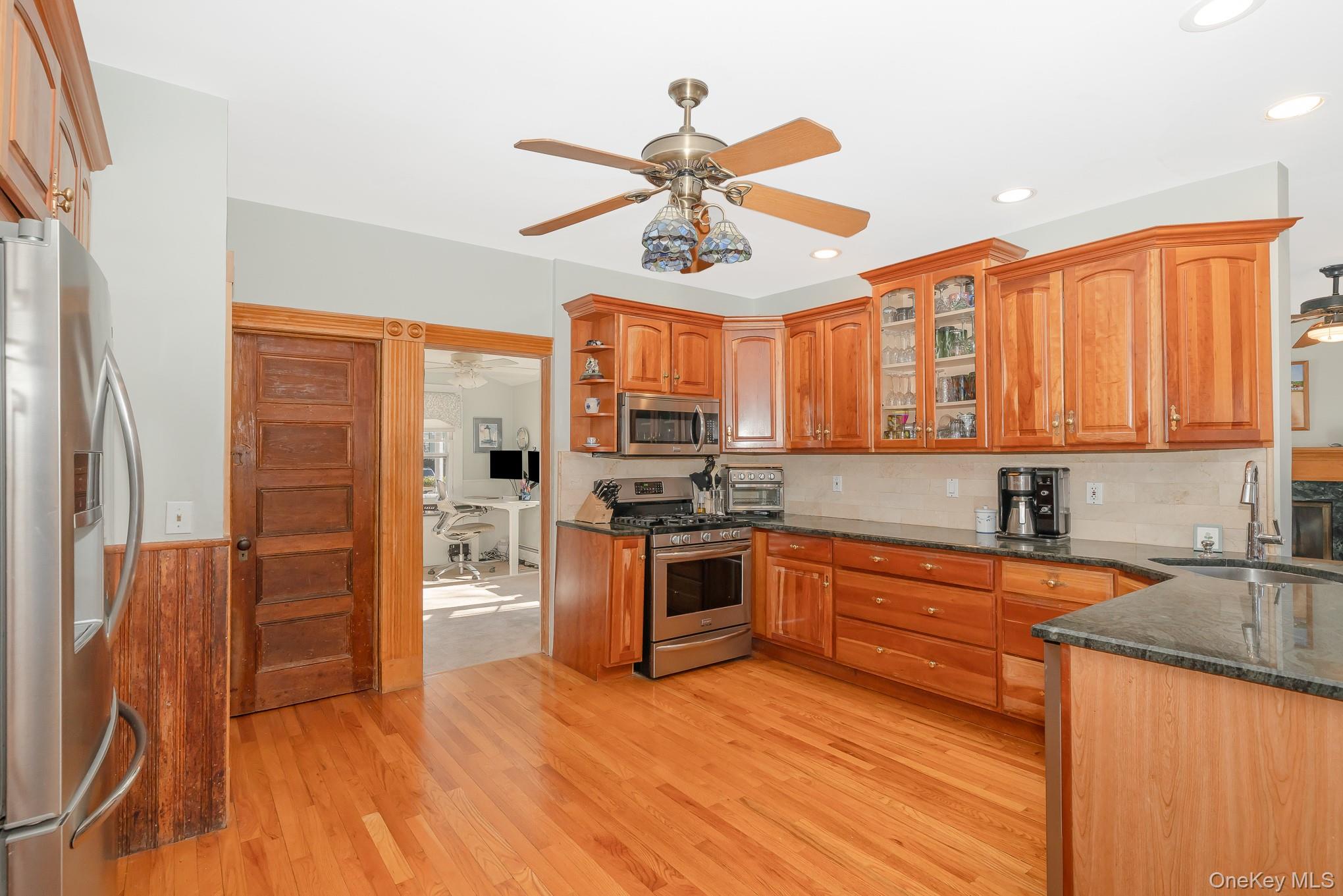 #14 photo, 147 Highland Avenue, सफ़ोक काउंटी Northport , NY 11768