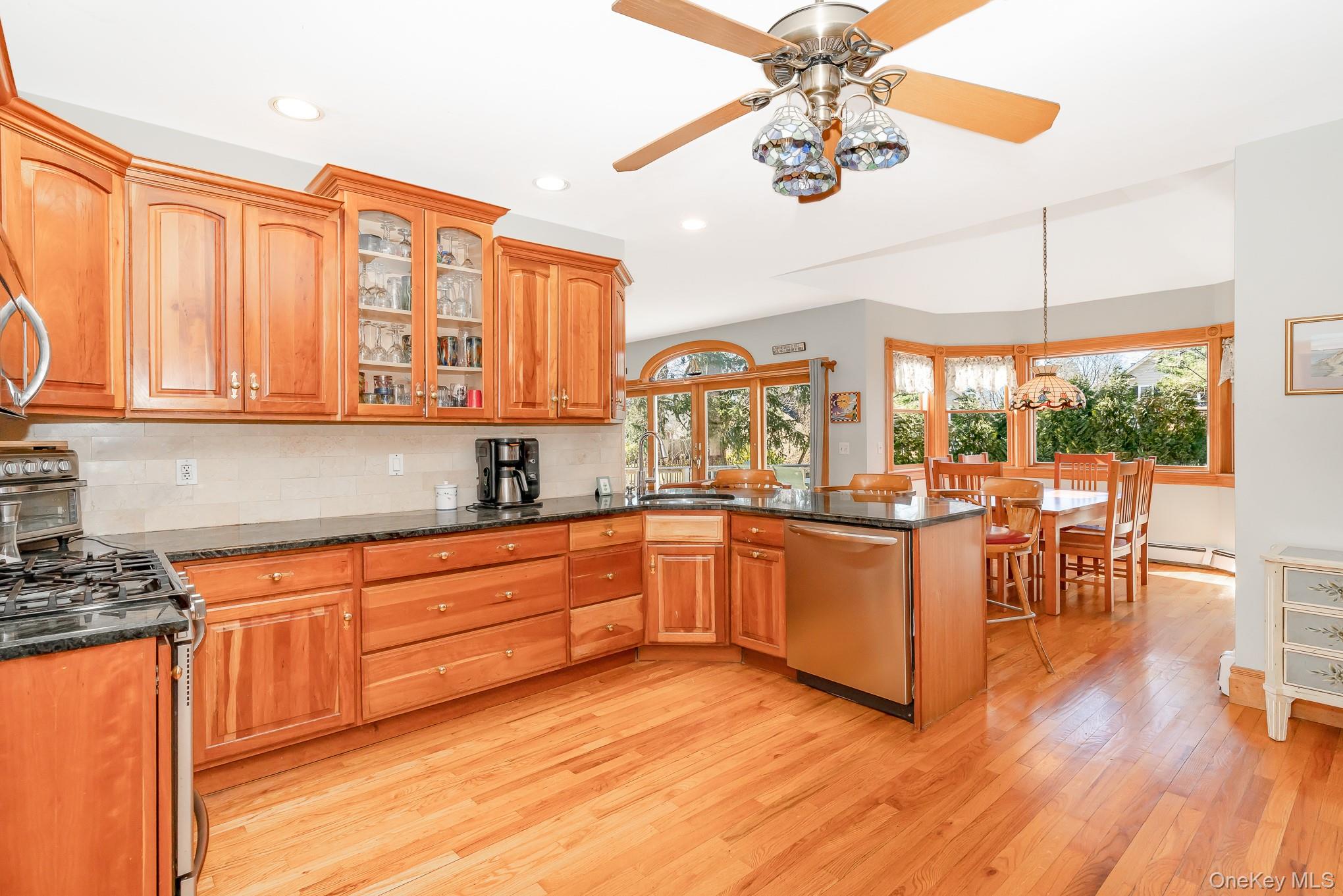 #16 photo, 147 Highland Avenue, सफ़ोक काउंटी Northport , NY 11768