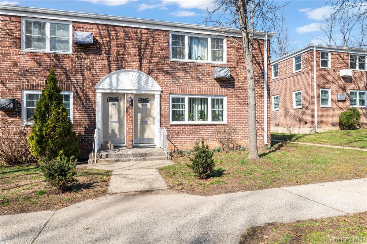 #3 photo, 224-07 Kingsbury Avenue, Bayside , NY 11364