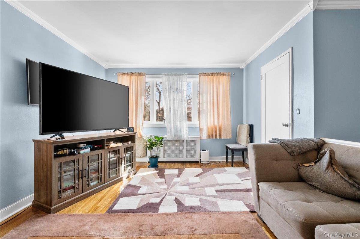 #6 photo, 224-07 Kingsbury Avenue, Bayside , NY 11364