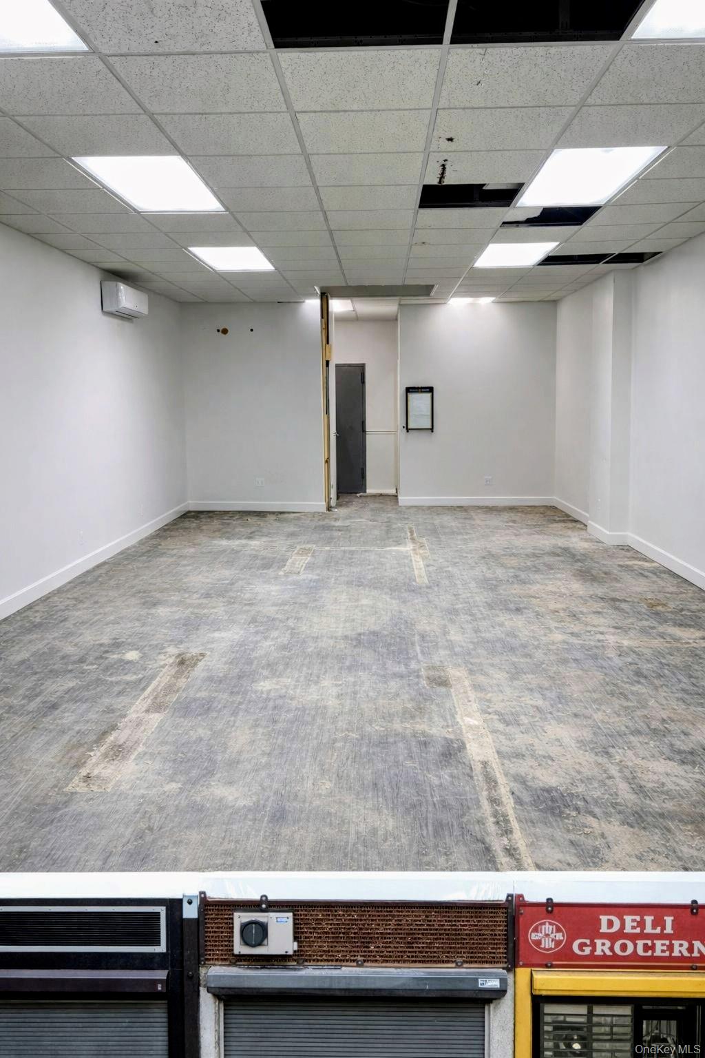 #3 photo, 8504 Pitkin Avenue, كوينز Ozone Park , NY 11417