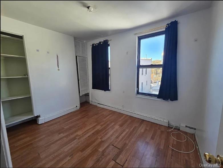 #3 photo, 120 Kingsland Avenue, הברונקס Brooklyn , NY 11222