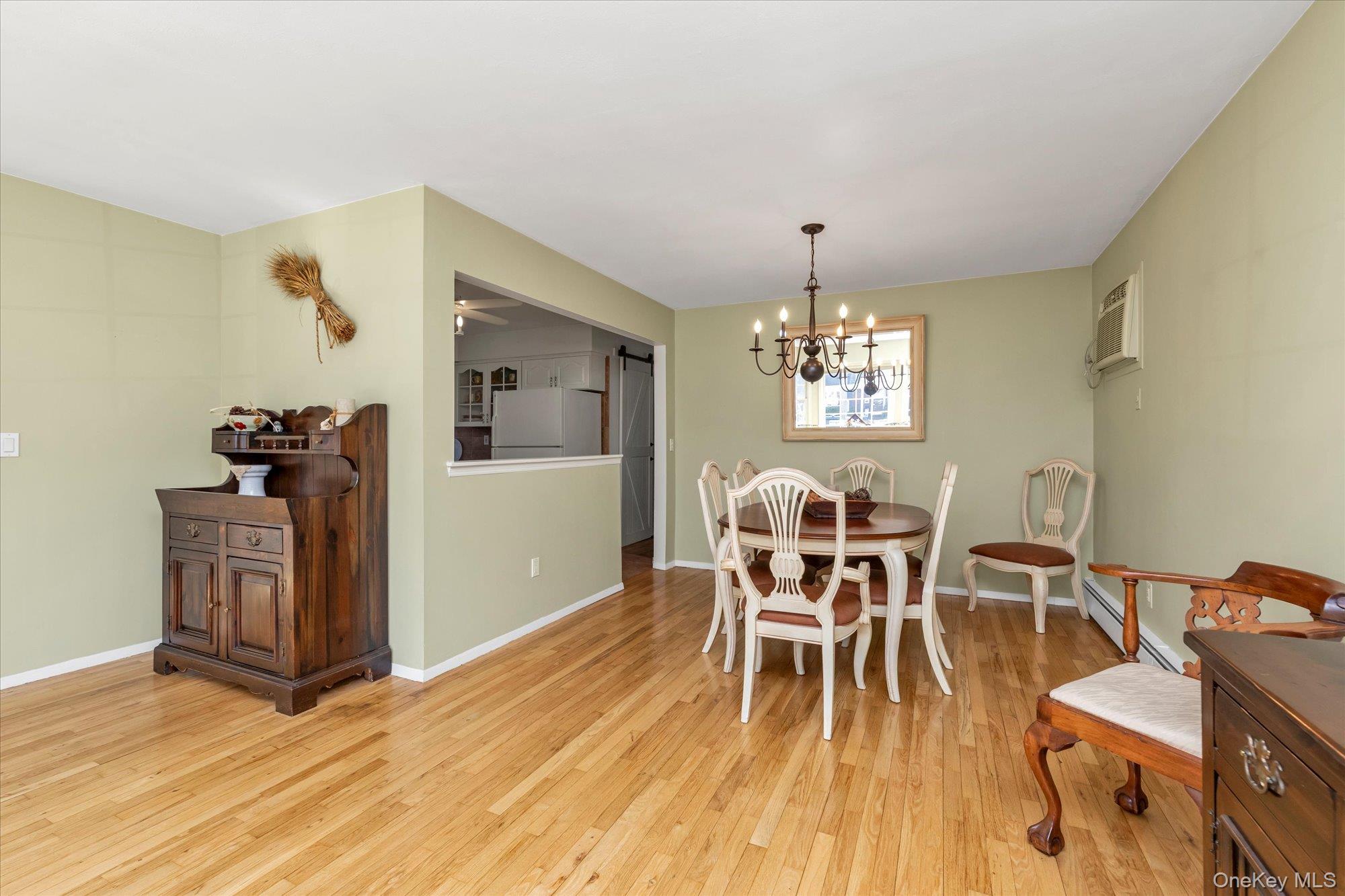 #6 photo, 3933 Fulton Avenue, Нассау ‖ Seaford , NY 11783