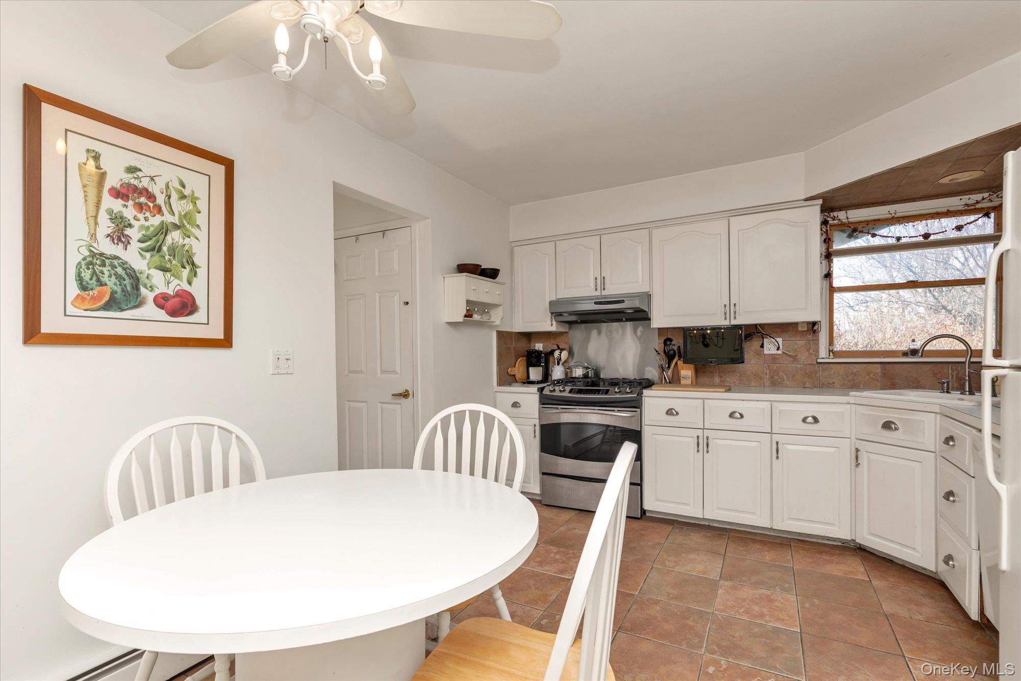 #8 photo, 3933 Fulton Avenue, Нассау ‖ Seaford , NY 11783