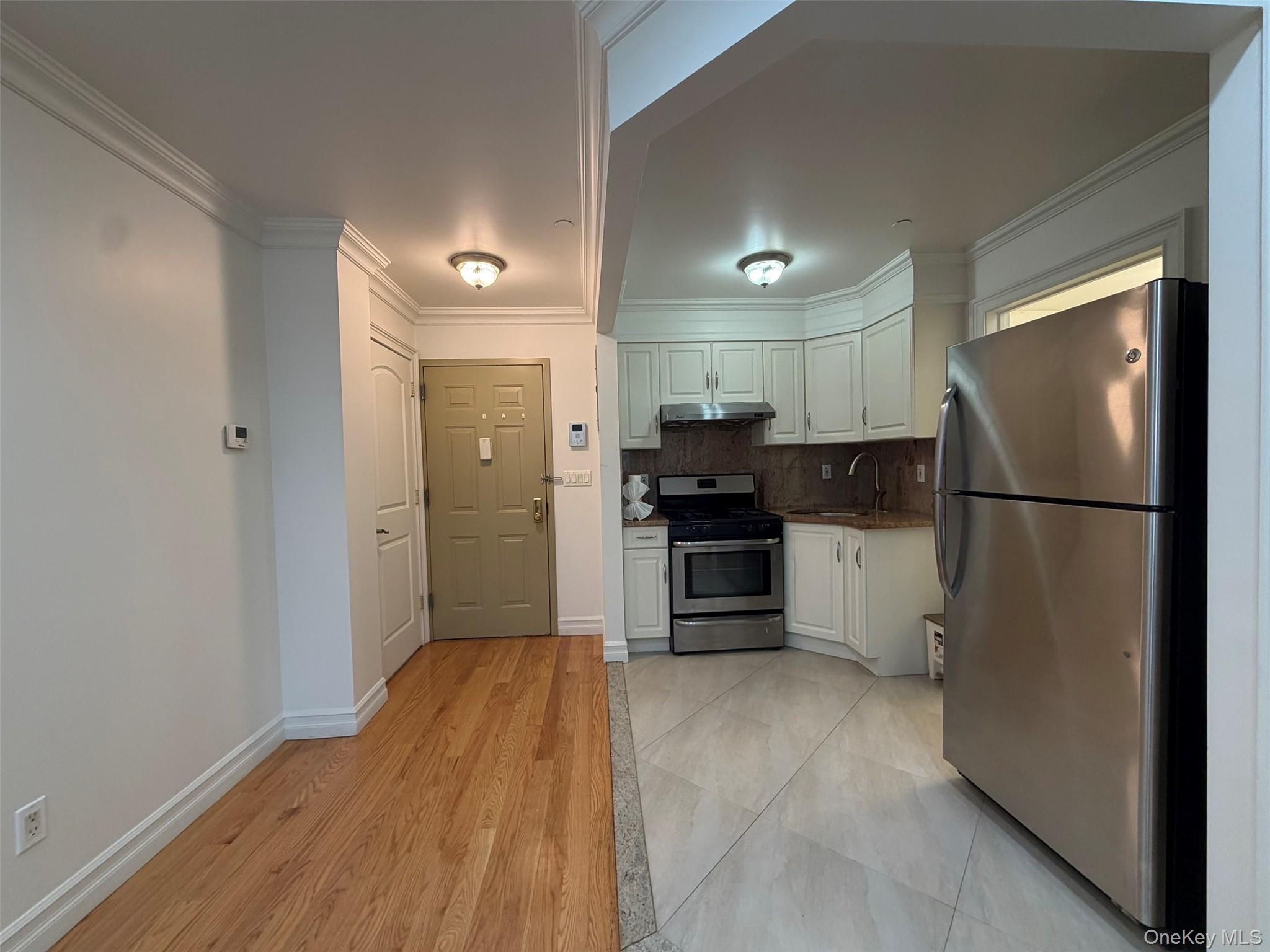 #3 photo, 40-45 68th Street, 뉴욕퀸즈 Woodside , NY 11377