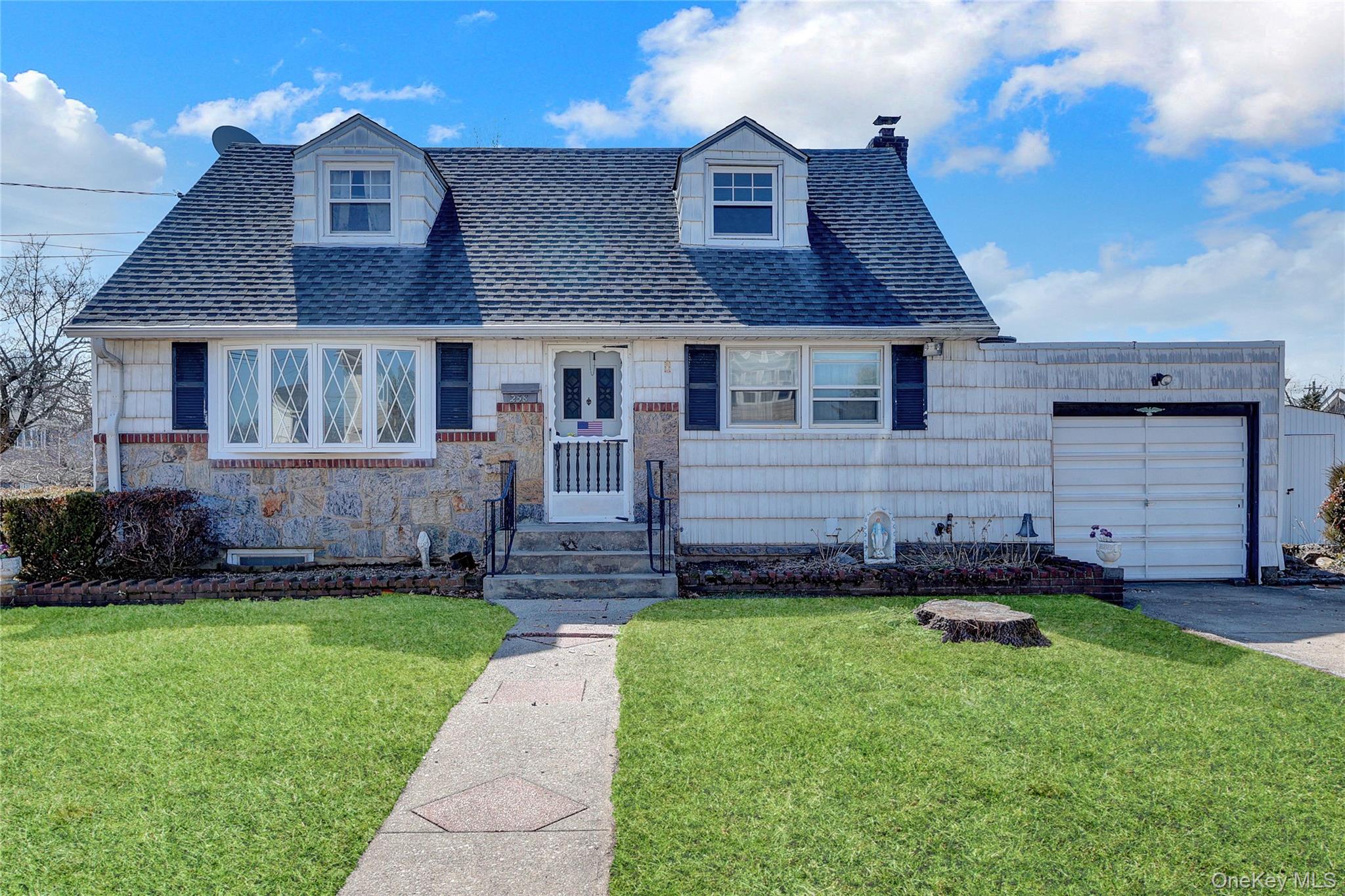 #2 photo, 258 Belmont Avenue, ناسو East Meadow , NY 11554