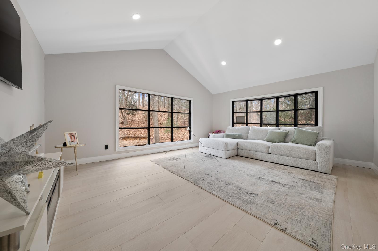 #16 photo, 111 Mill River Road, 롱 아일랜드 Upper Brookville , NY 11771