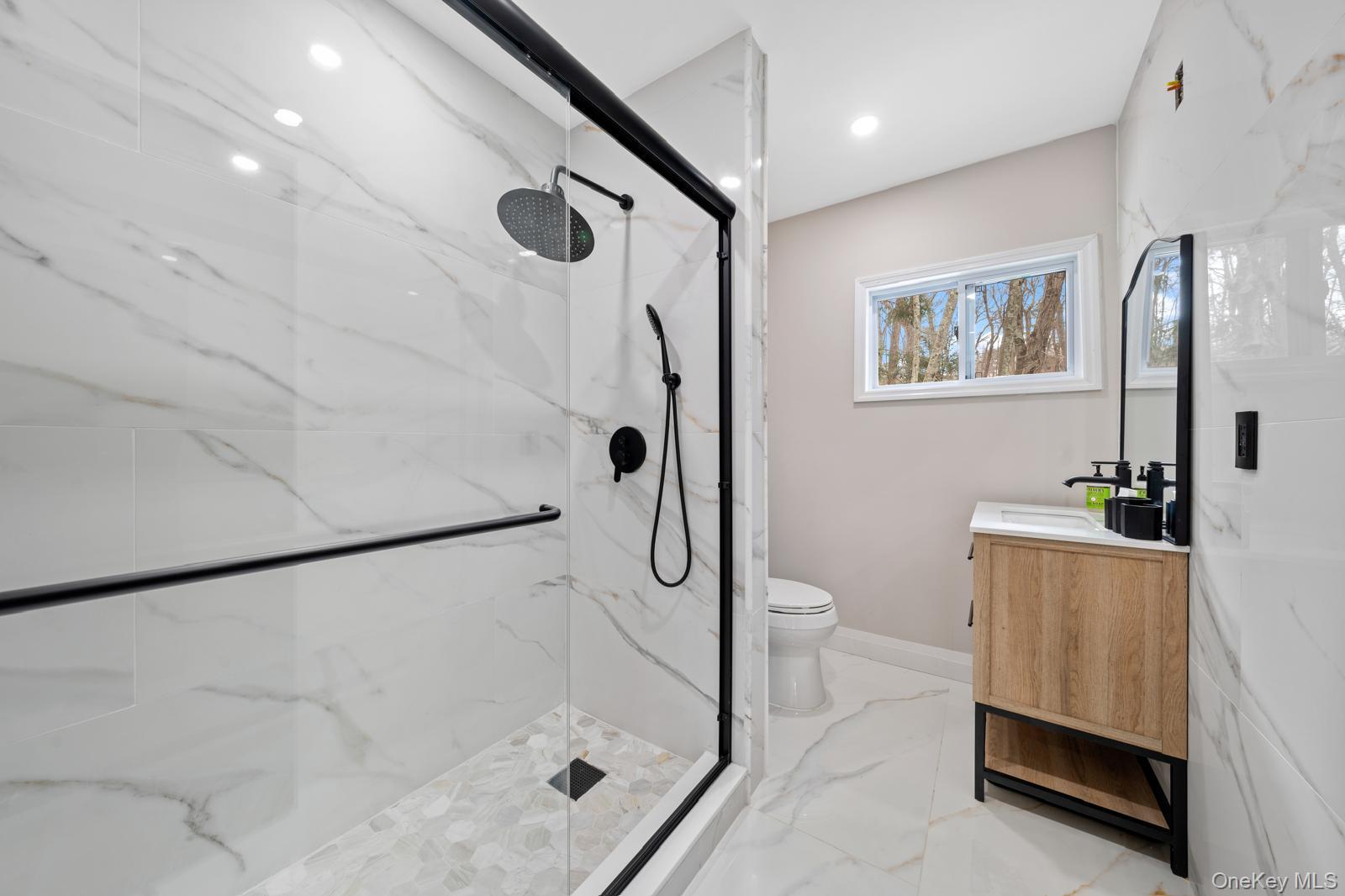 #17 photo, 111 Mill River Road, 롱 아일랜드 Upper Brookville , NY 11771