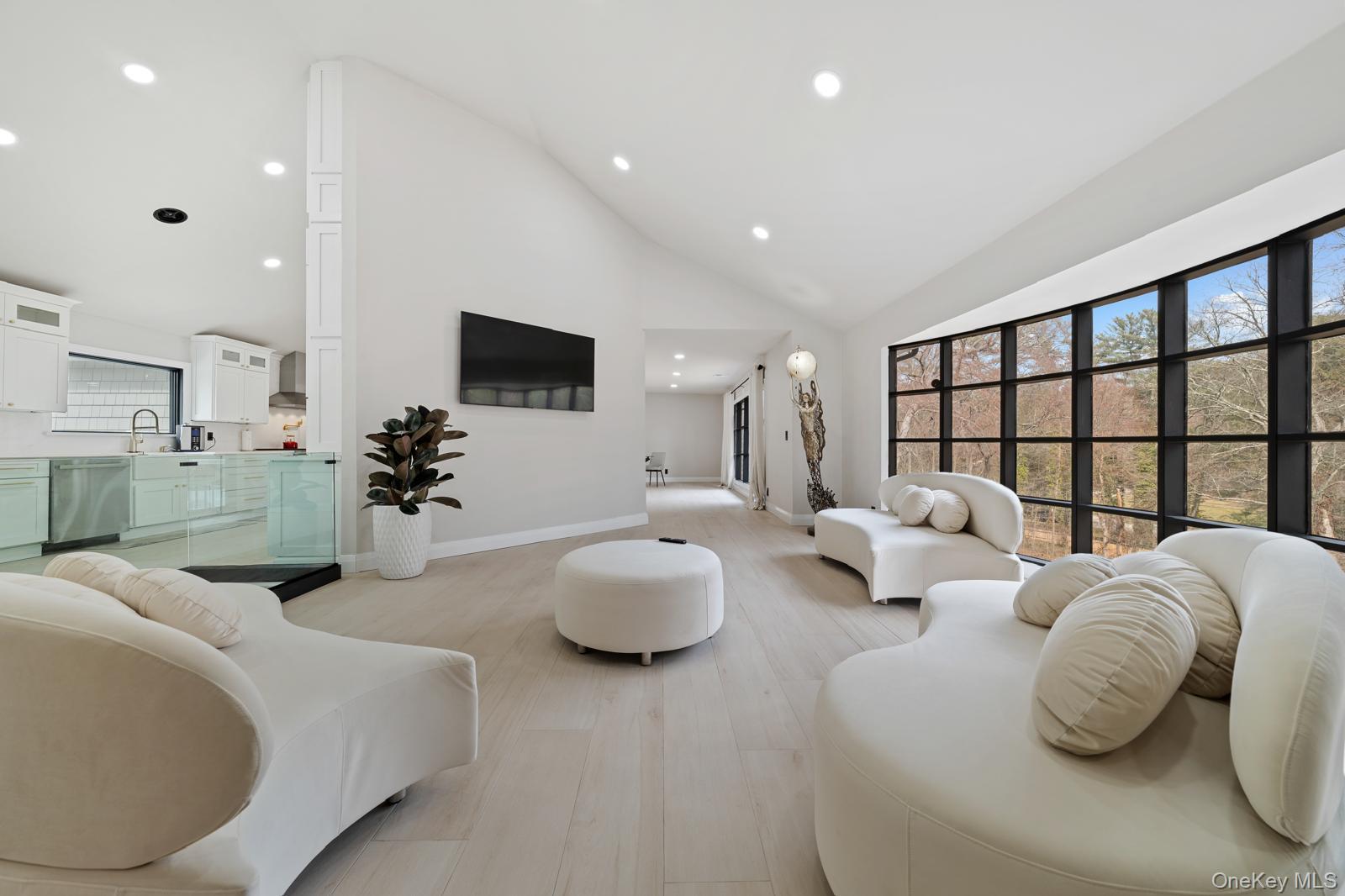 #4 photo, 111 Mill River Road, 롱 아일랜드 Upper Brookville , NY 11771