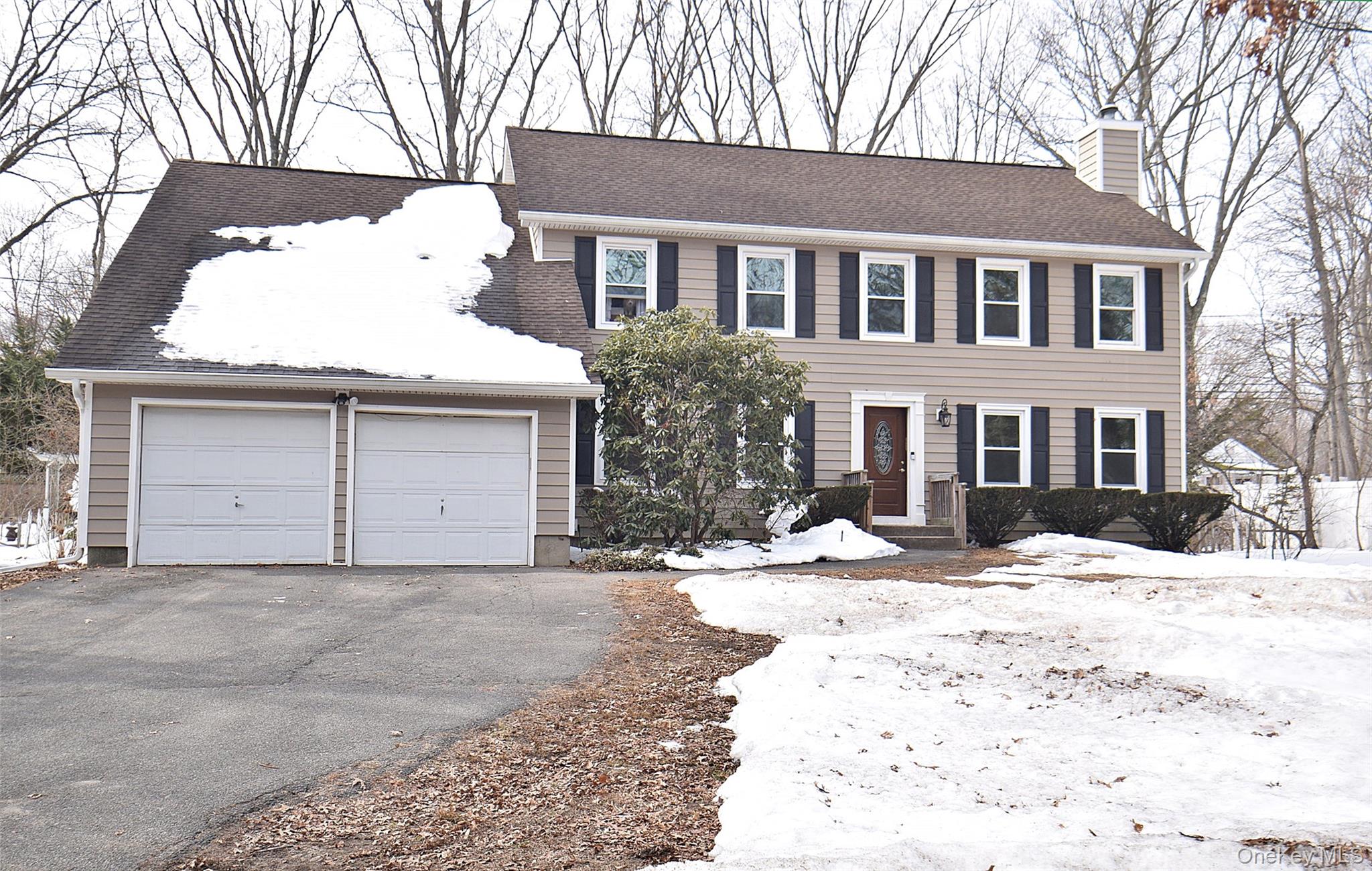 #1 photo, 338 Pond Path, East Setauket , NY 11733