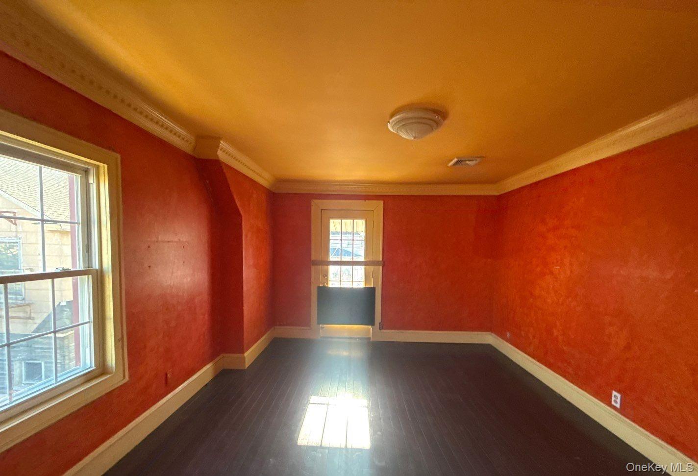 #11 photo, 280 Lawrence Avenue, Lawrence , NY 11559