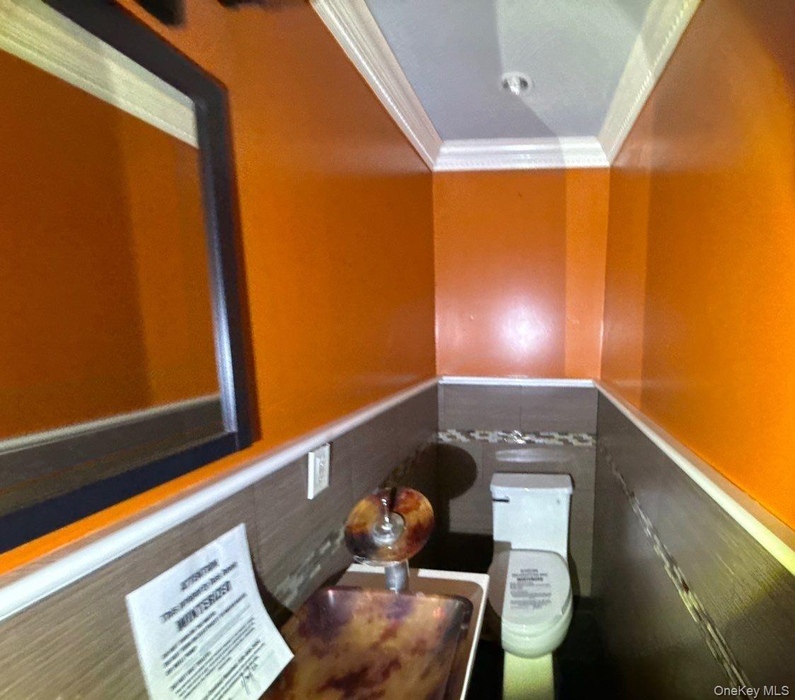 #6 photo, 280 Lawrence Avenue, Lawrence , NY 11559