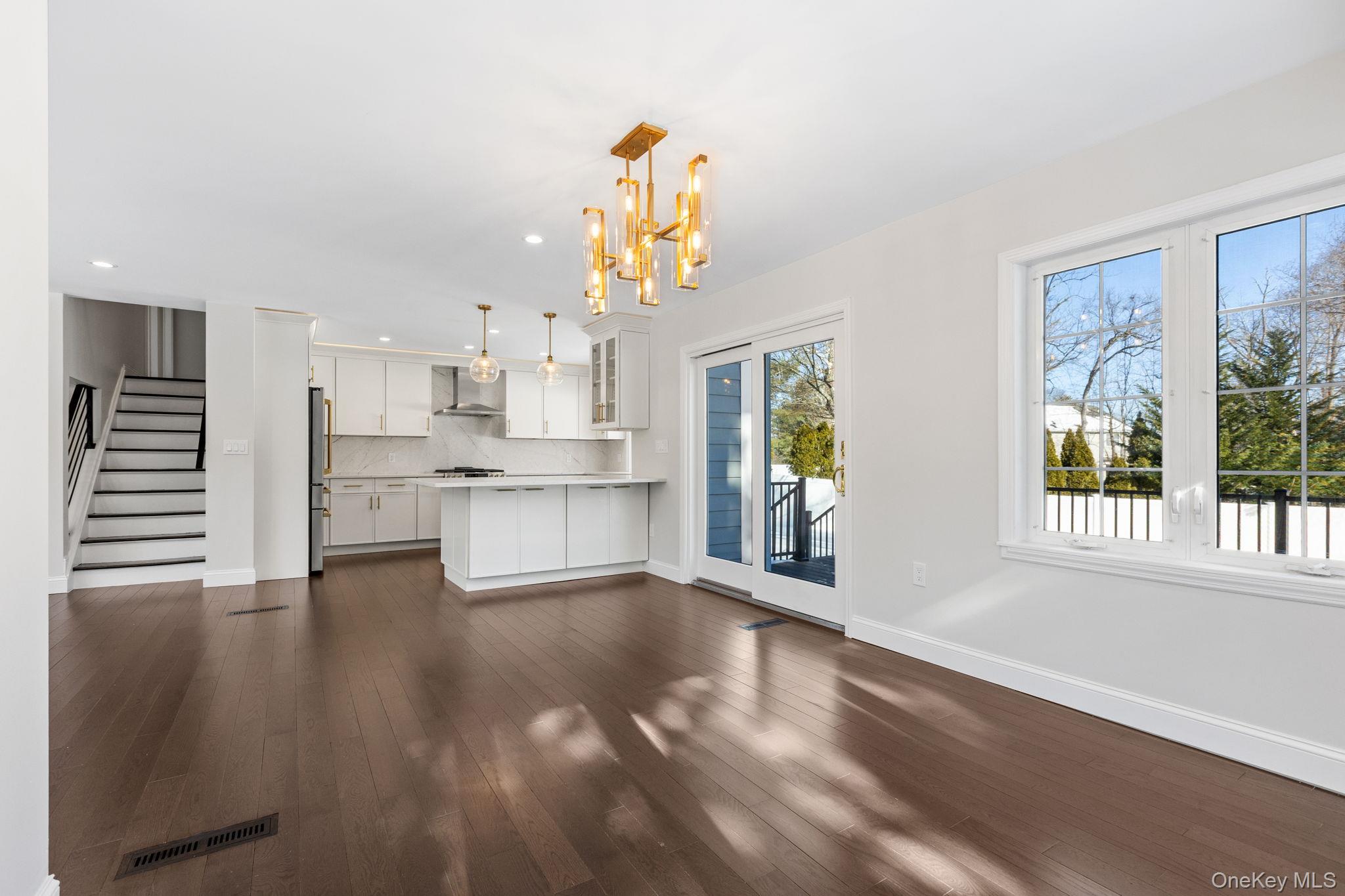 #10 photo, 91 Worthington Road, White Plains , NY 10607