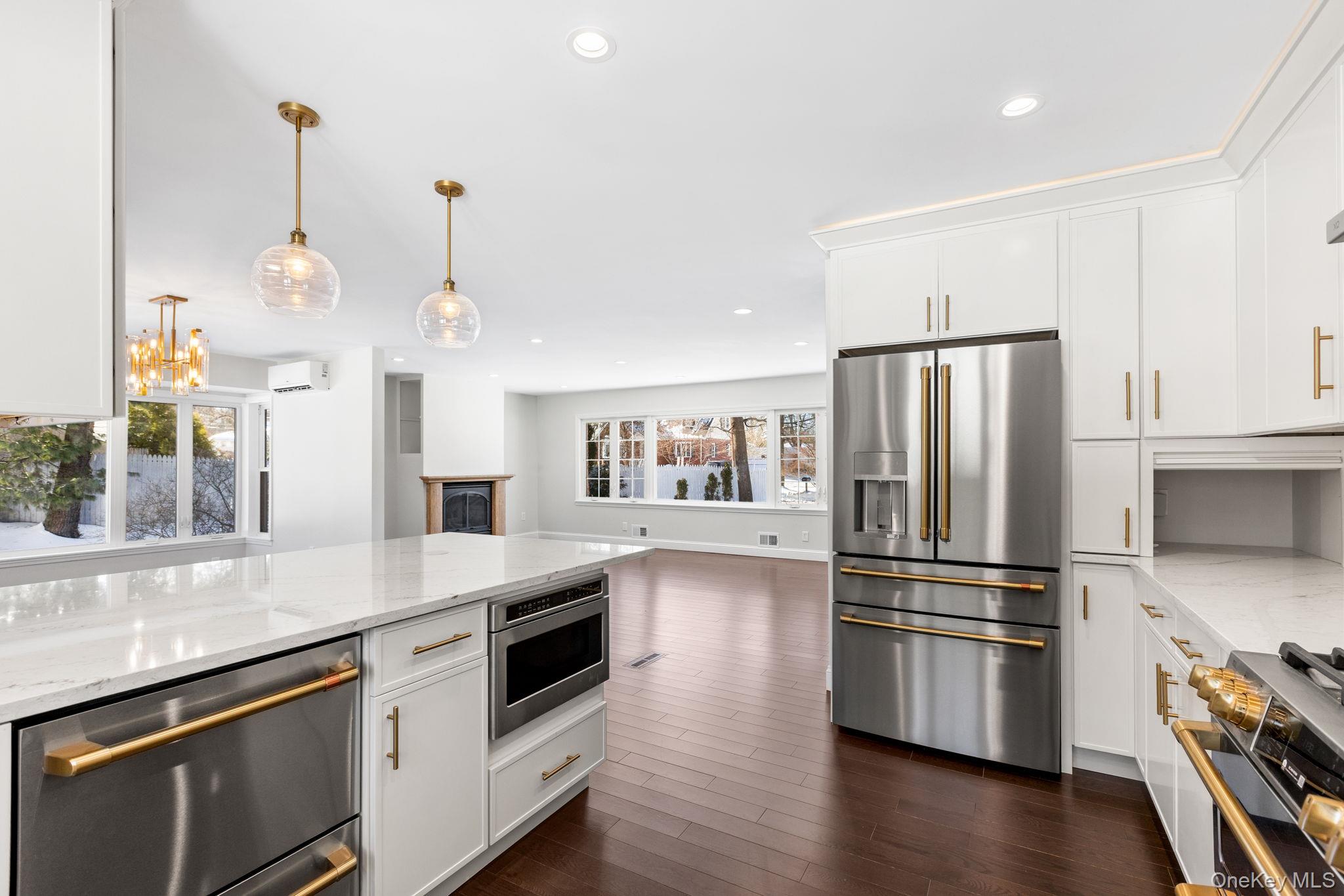 #12 photo, 91 Worthington Road, White Plains , NY 10607