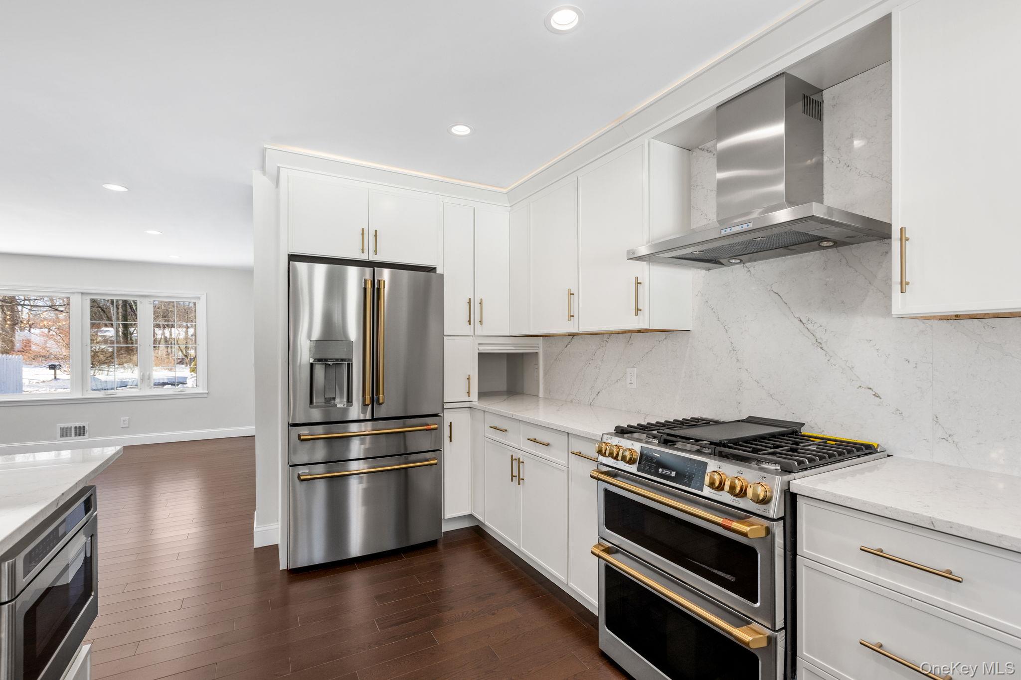 #13 photo, 91 Worthington Road, White Plains , NY 10607