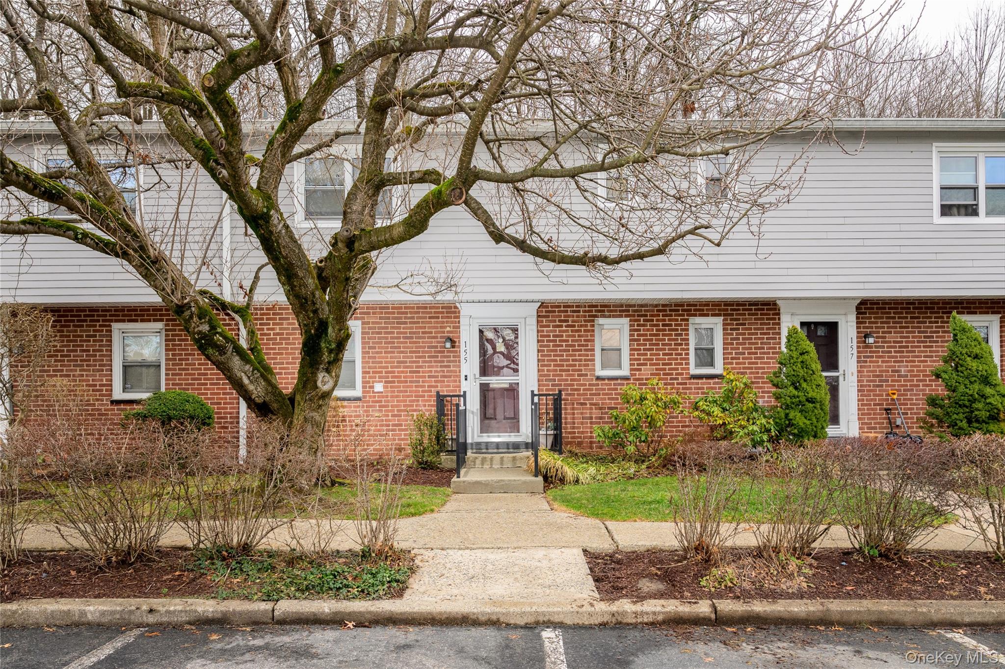 #13 photo, 155 Charter Circle, Ossining , NY 10562