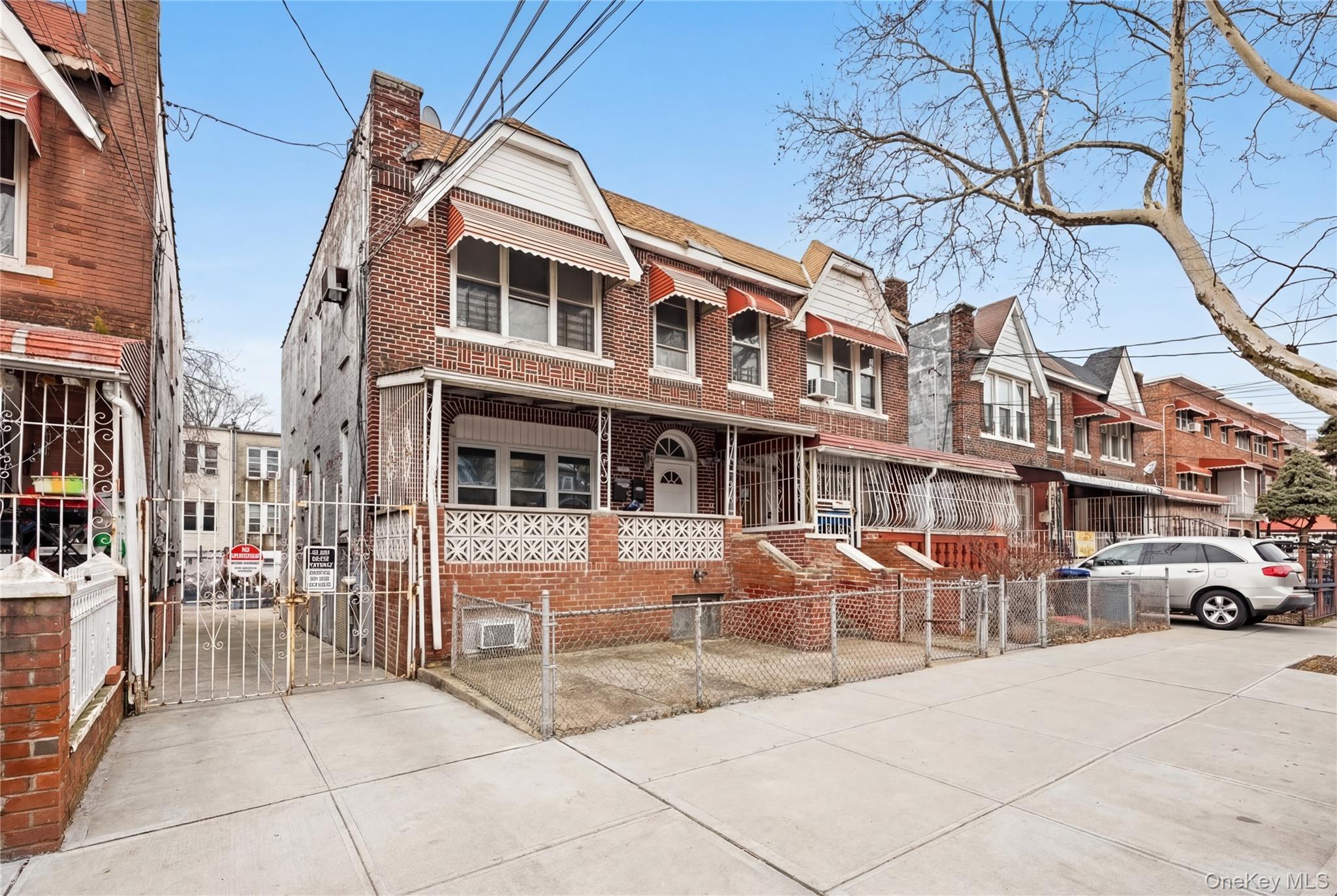 #4 photo, 645 Saint Lawrence Avenue, Bronx , NY 10473