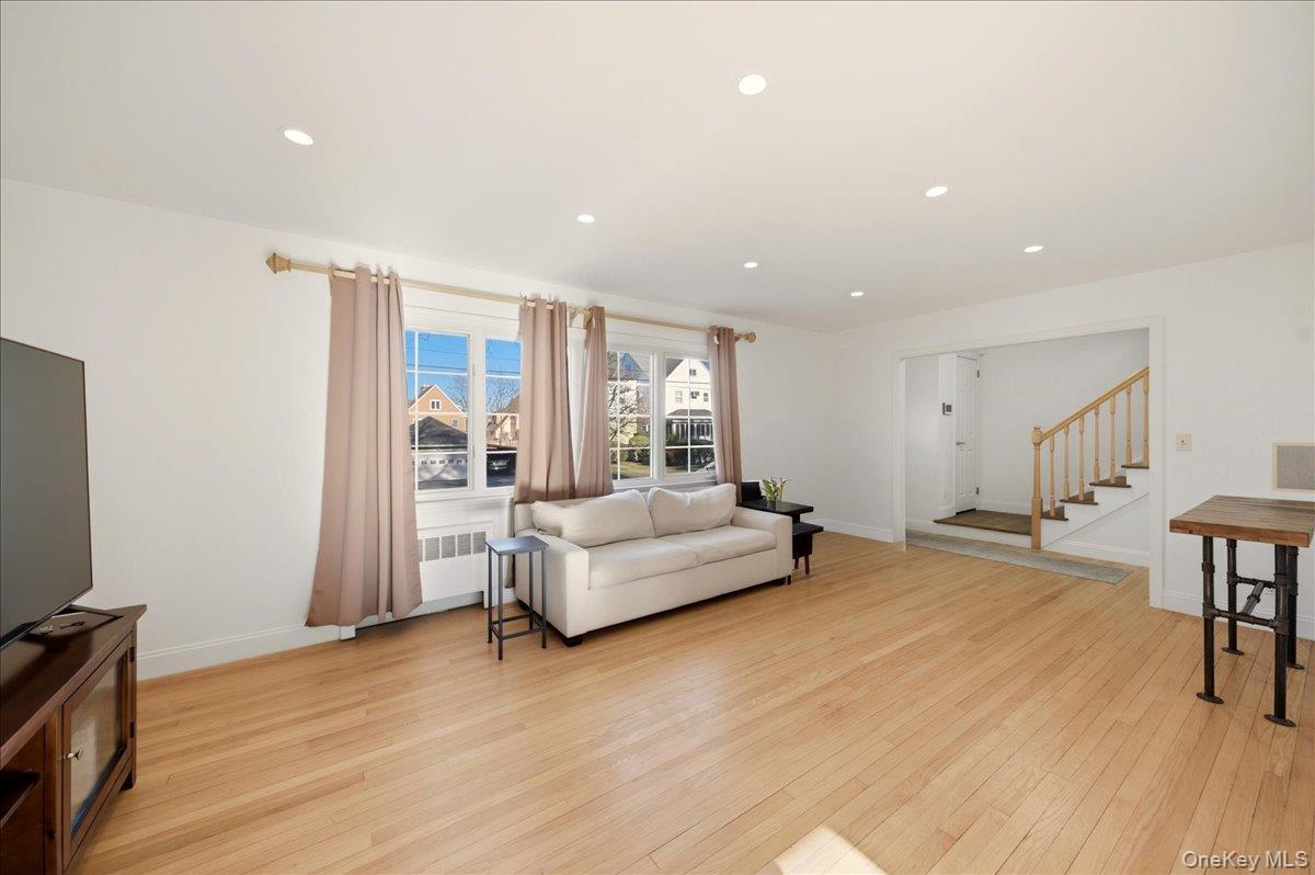 #3 photo, 144 Bell Road, Scarsdale , NY 10583