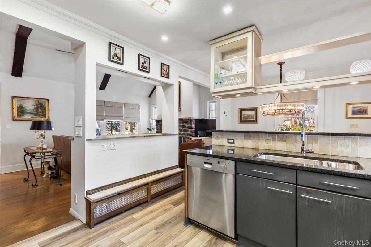 #15 photo, 58 Kingston Avenue, Yonkers , NY 10701