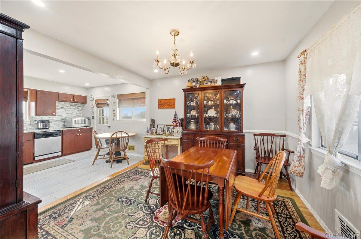 #6 photo, 65 Skymeadow Place, Elmsford , NY 10523