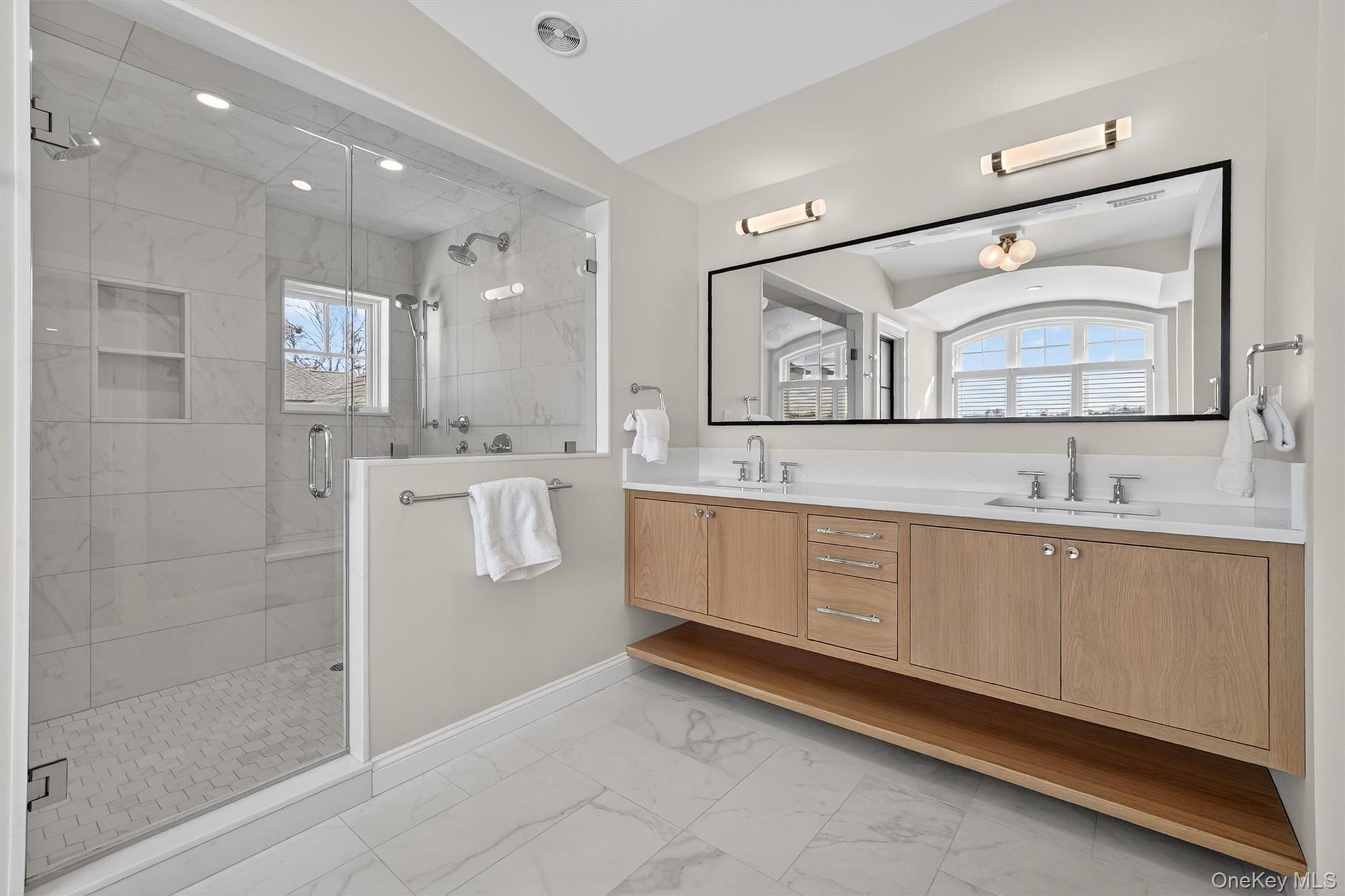 #19 photo, 506 Shore Acres Drive, Mamaroneck , NY 10543