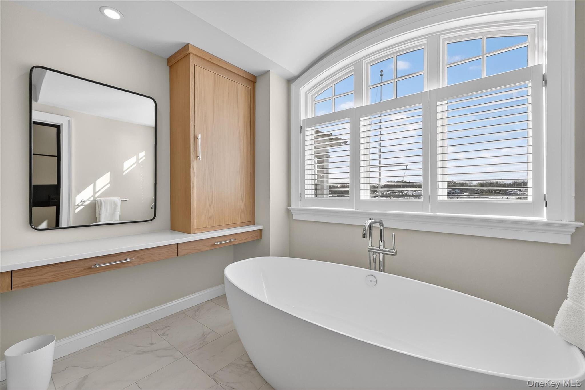 #20 photo, 506 Shore Acres Drive, Mamaroneck , NY 10543