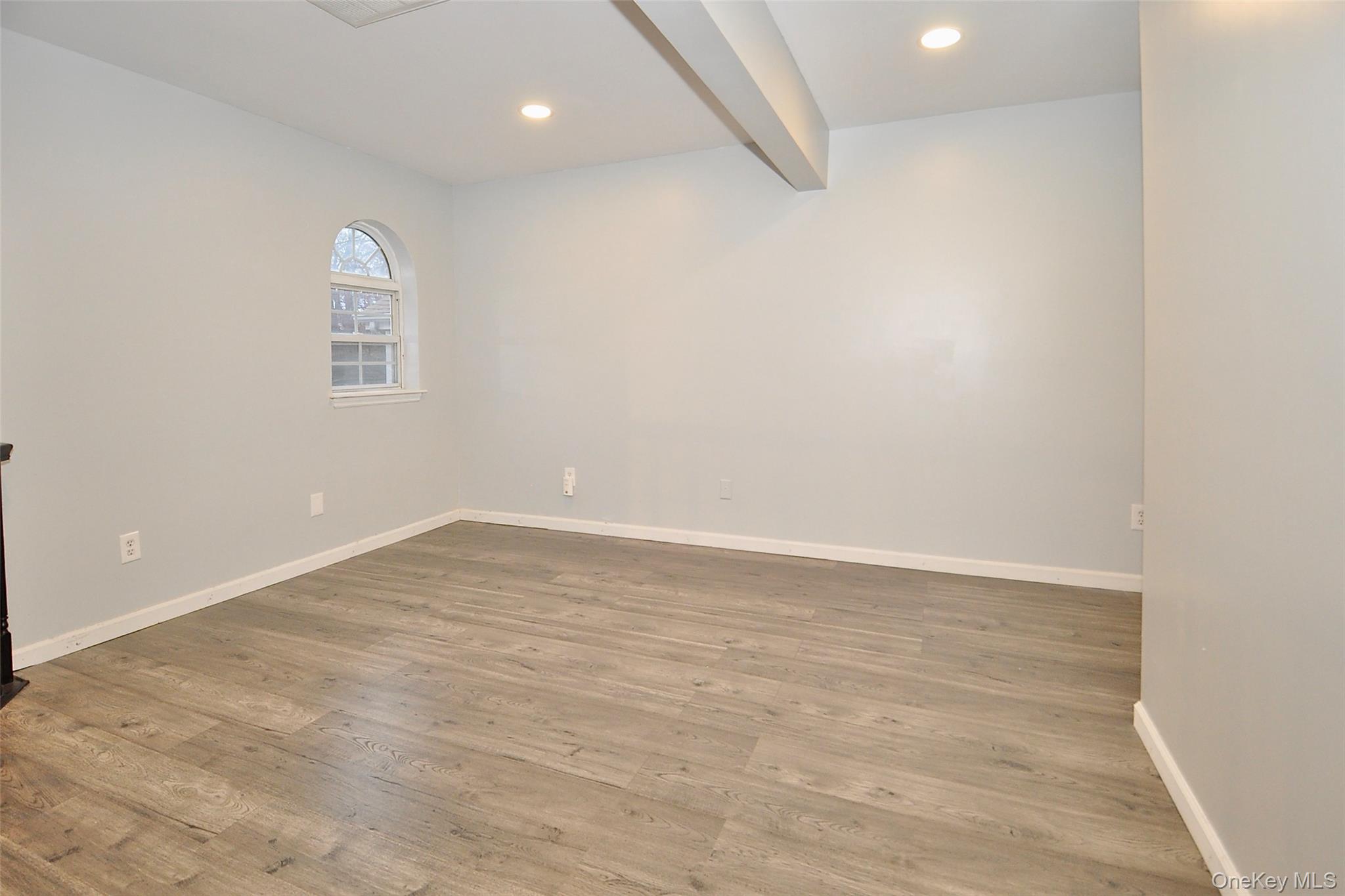 #18 photo, 1067 Washington Green, New Windsor , NY 12553